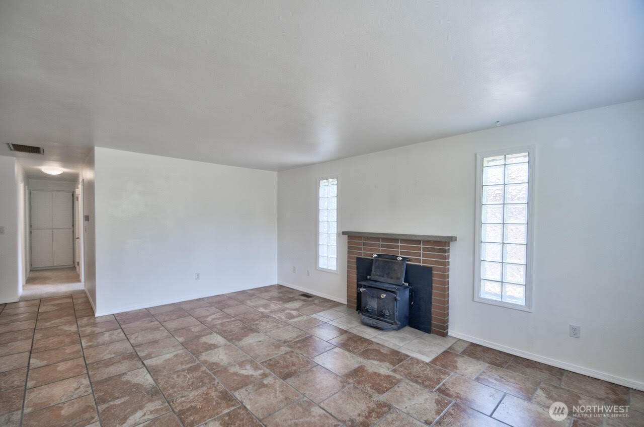 9902 114th Street Property Photo 4