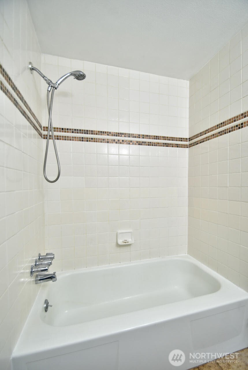 9902 114th Street Property Photo 16