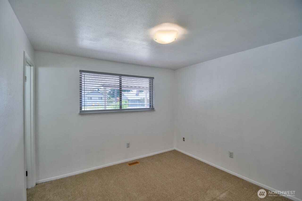 9902 114th Street Property Photo 18