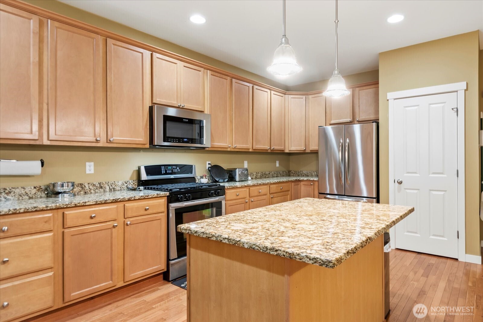 8809 81st Drive Property Photo 11