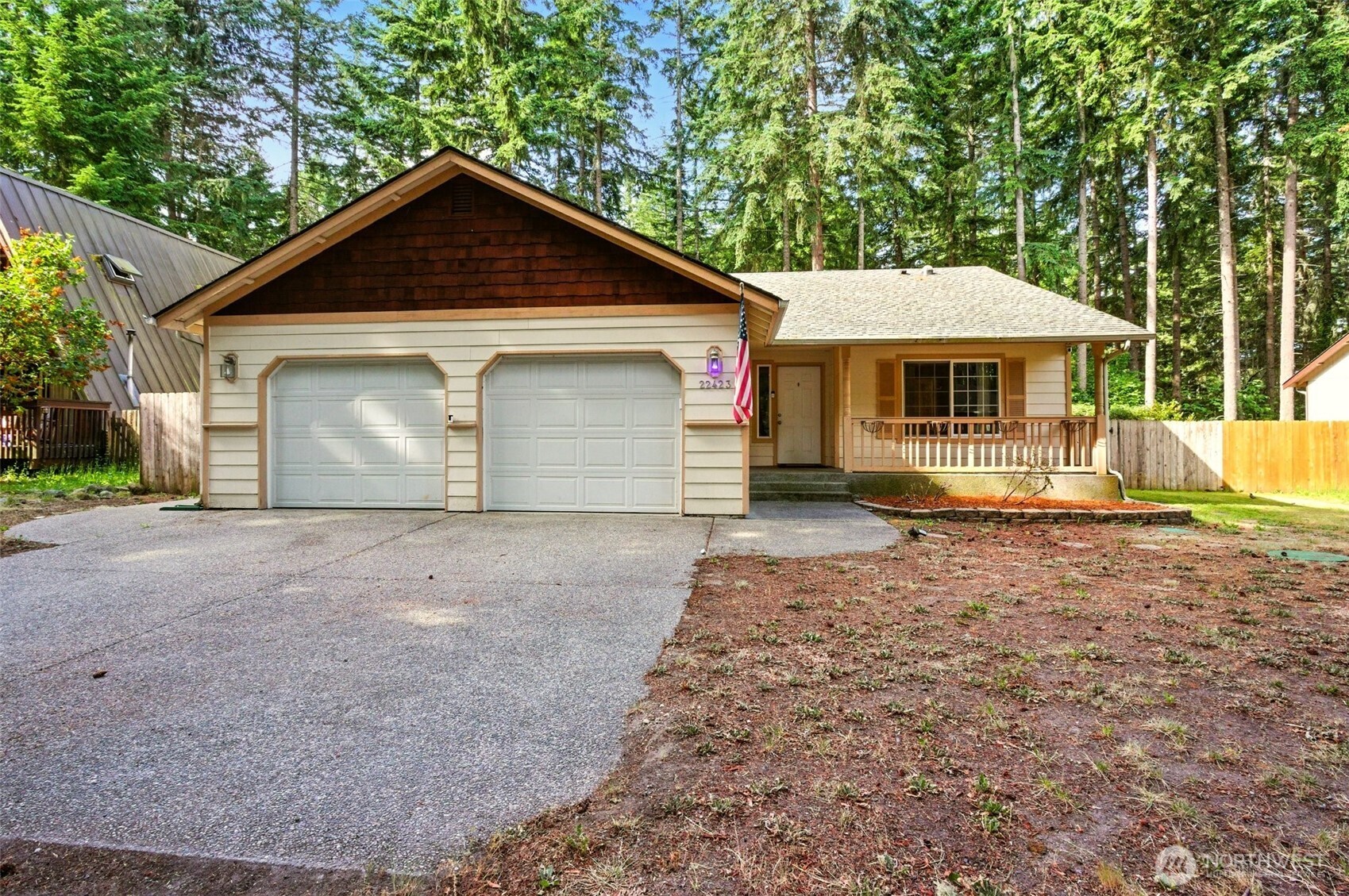 22423 Bluewater Drive Property Photo 1