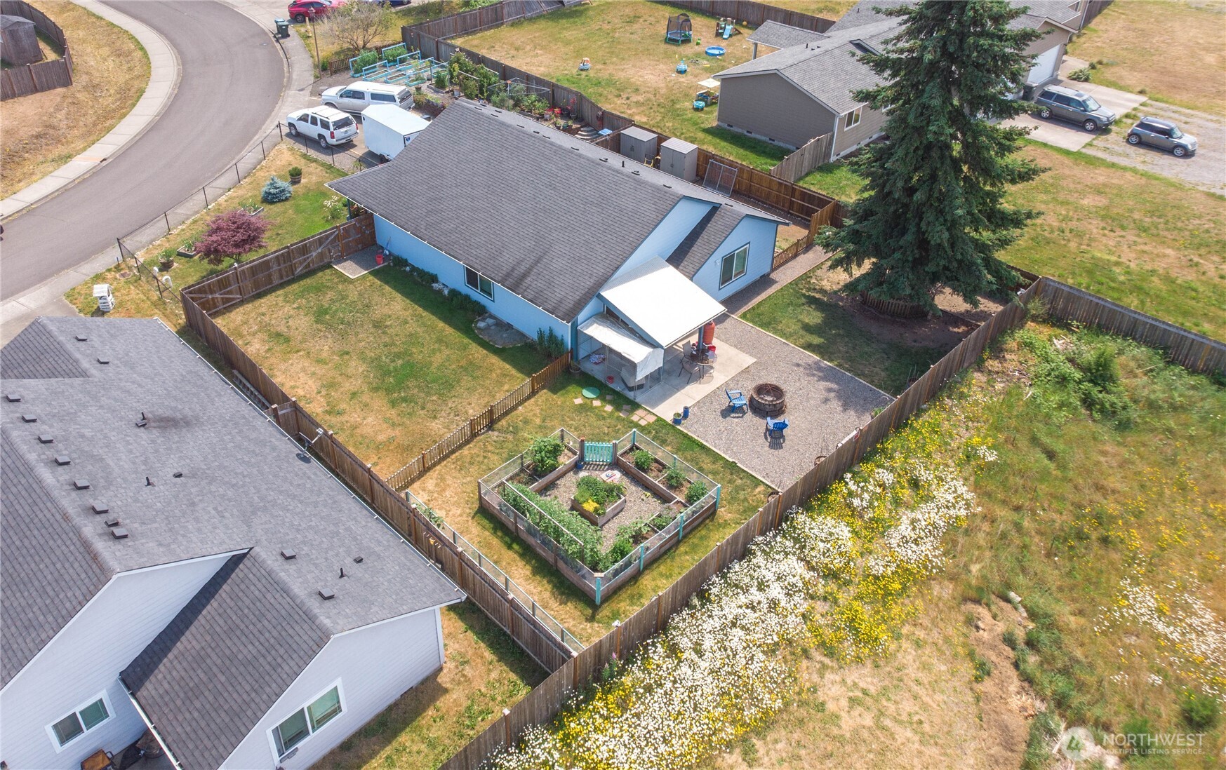 6321 199th Loop Property Photo 1