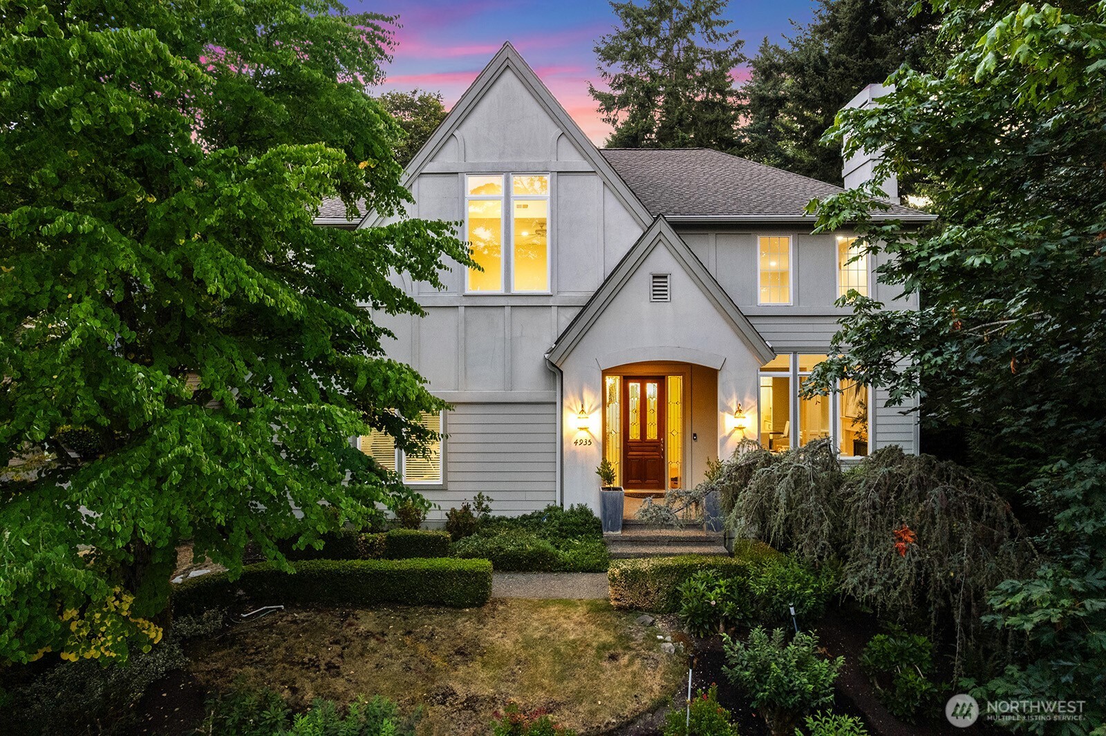 4935 163rd Place Property Photo 1