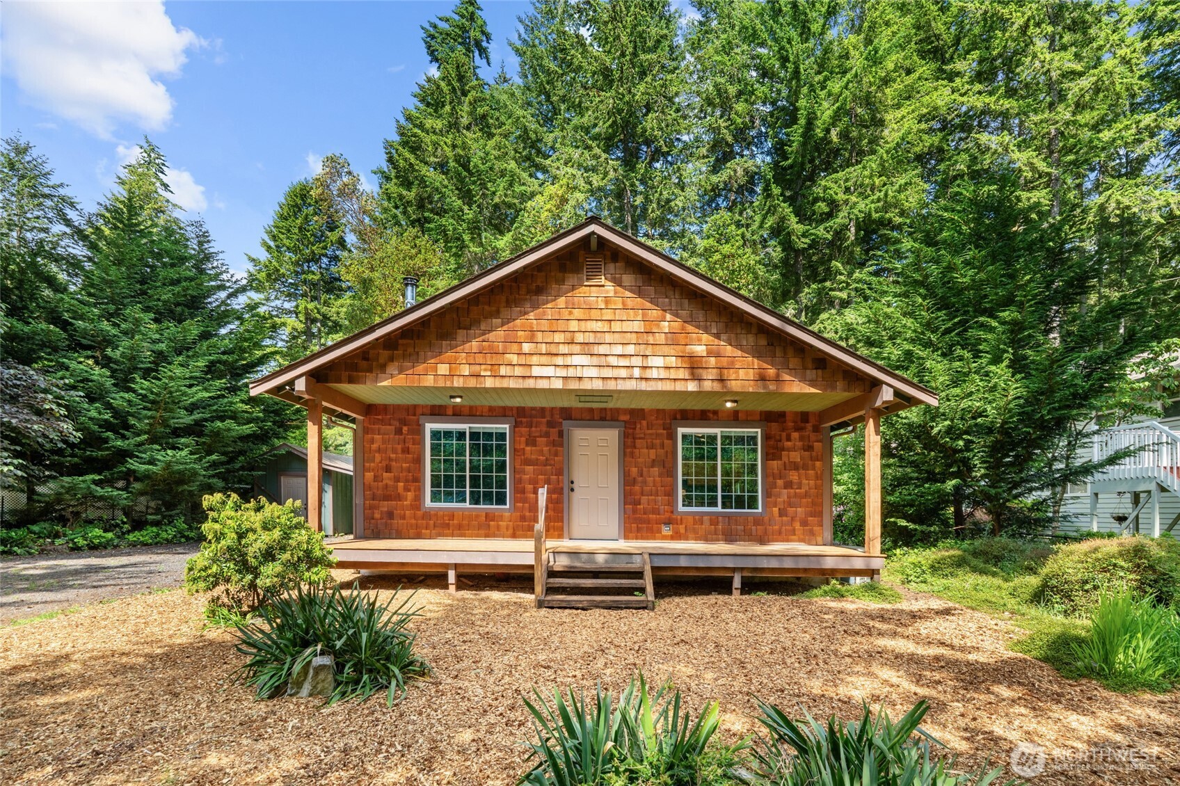 10204 Lake Florence Way Property Photo 1