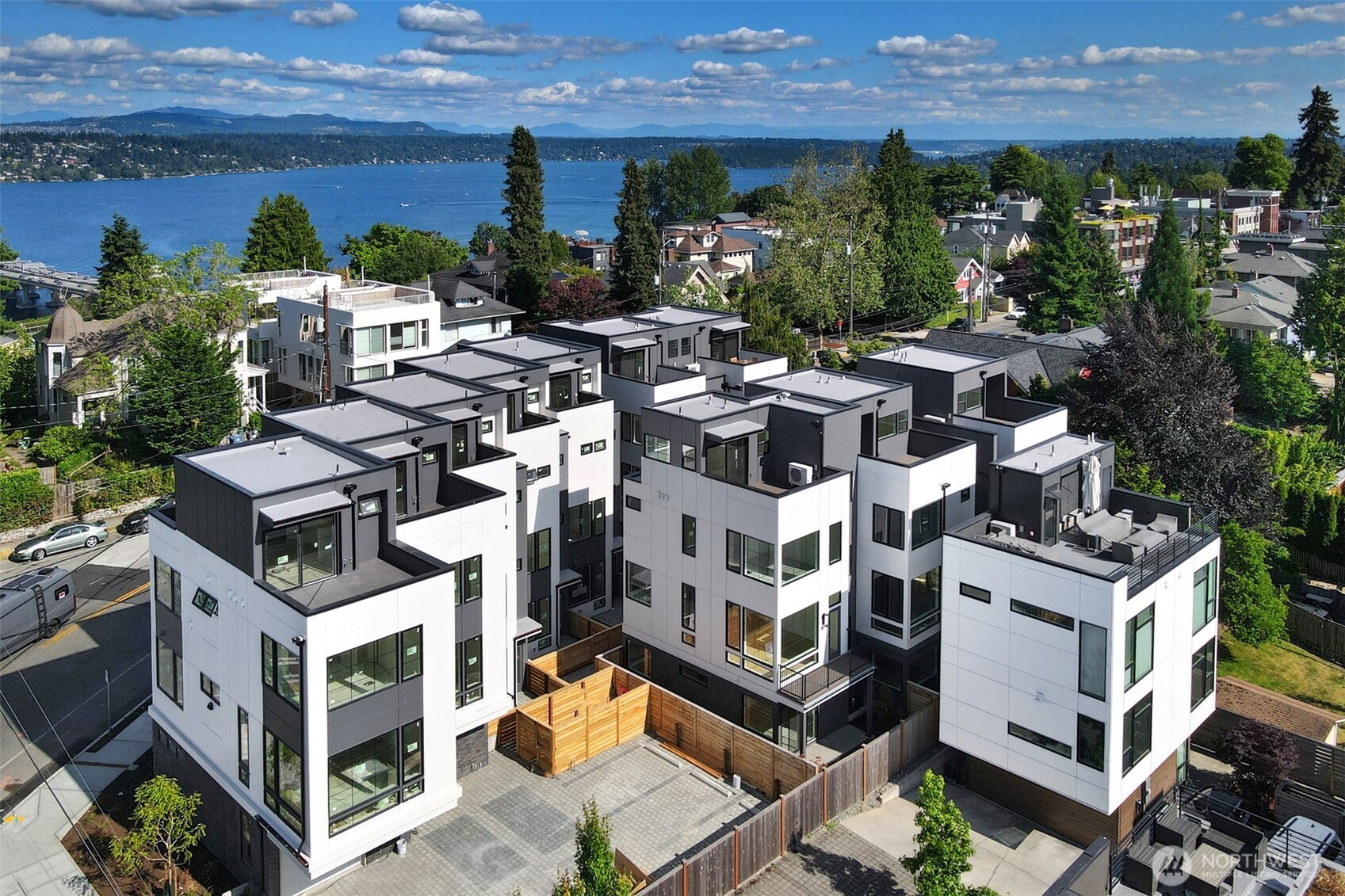 1307 31st Avenue Property Photo 1