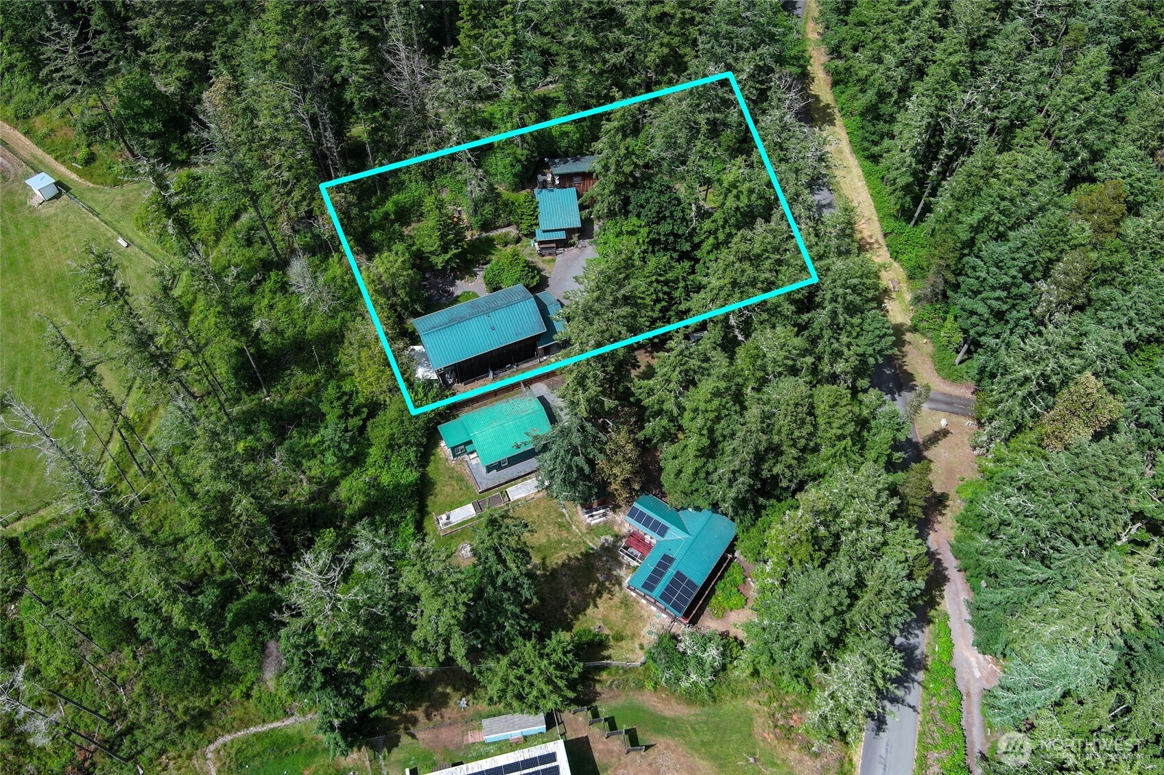 128 White Point Road Property Photo 1