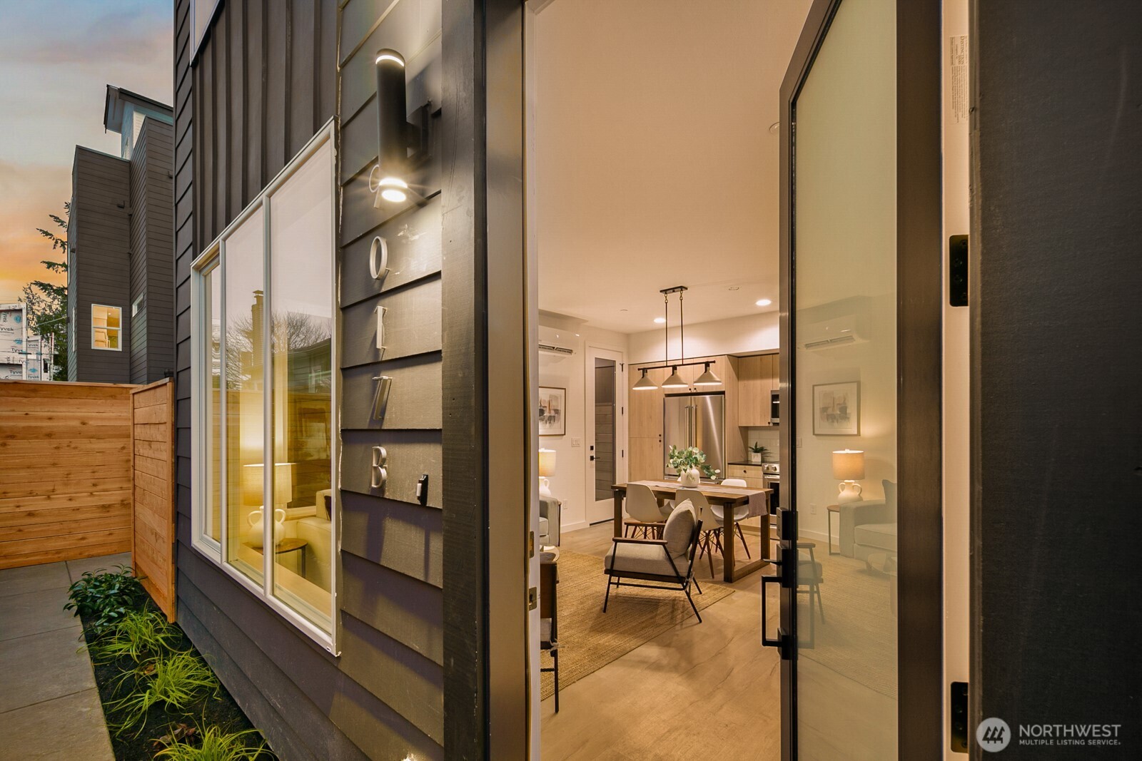 9017 B 13th Avenue Property Photo 2