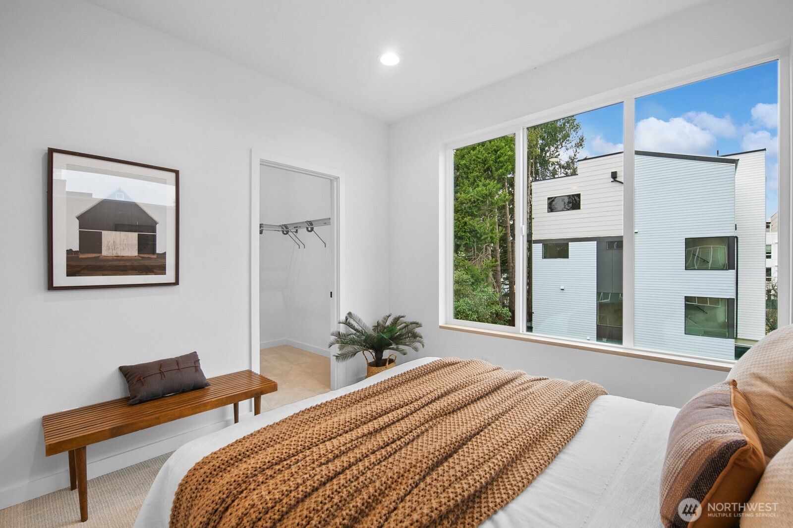 9017 B 13th Avenue Property Photo 14