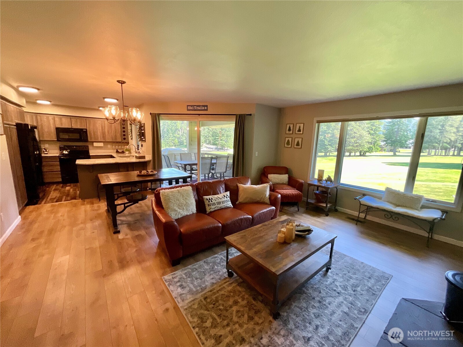20795 Kahler Drive E7 Property Photo 4