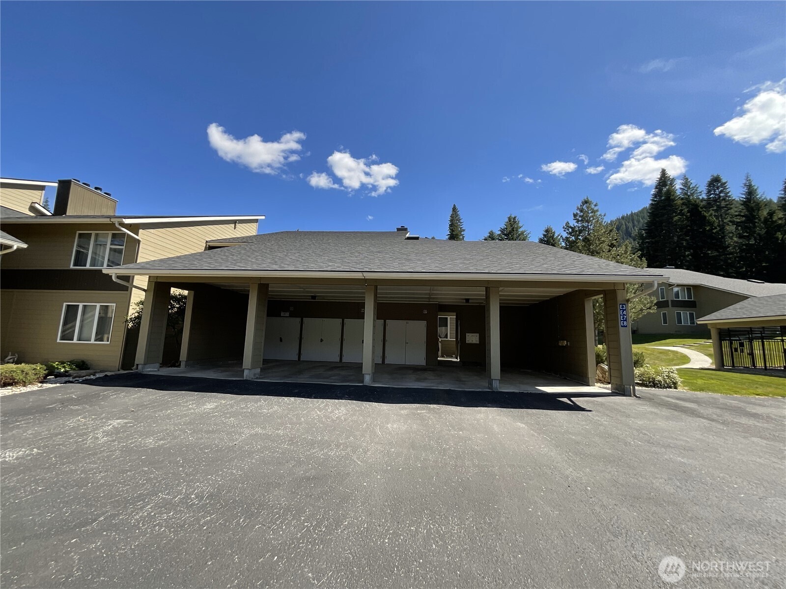 20795 Kahler Drive E7 Property Photo 15