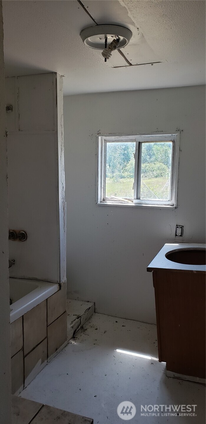 5347 216th Avenue Property Photo 28