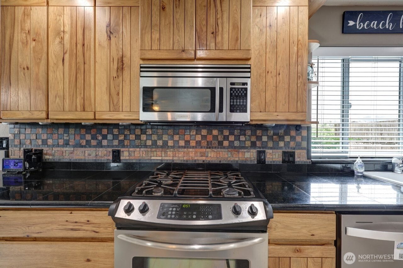 32500 G St Property Photo 16