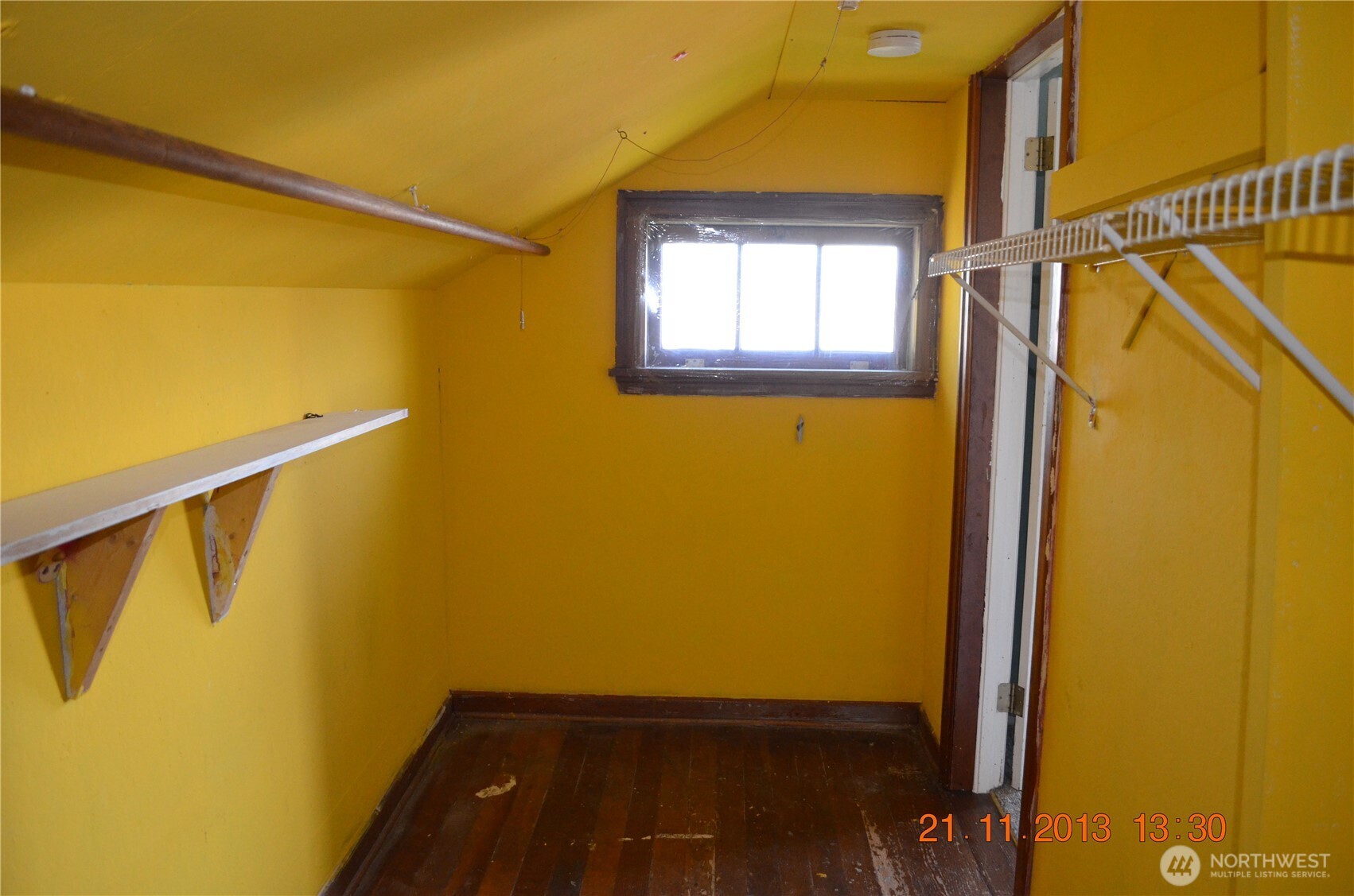 306 2nd St Property Photo 16