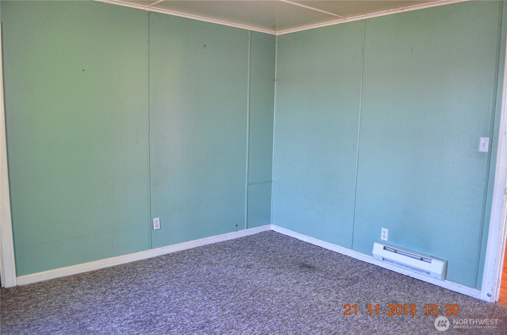306 2nd St Property Photo 17