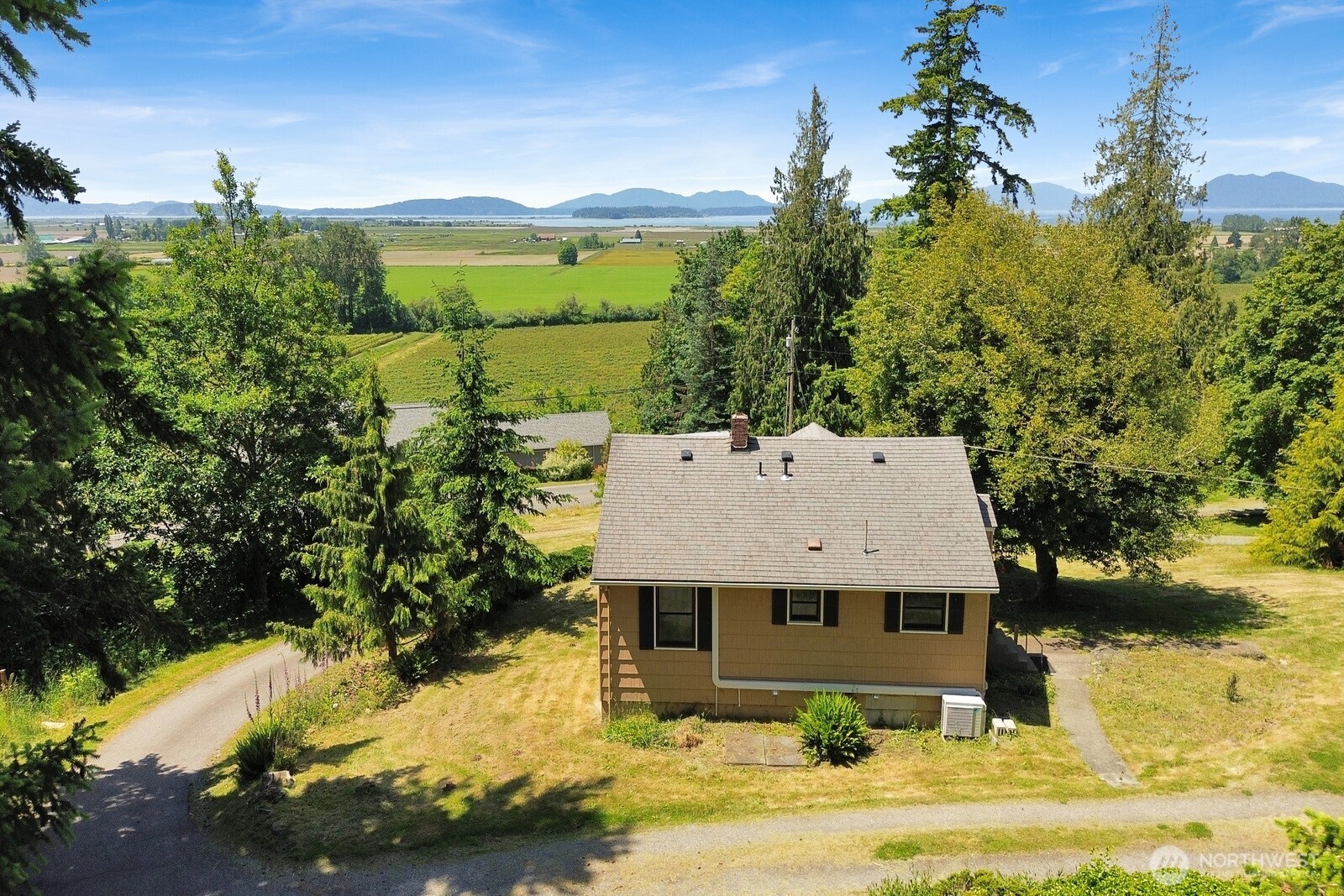 16071 Colony Road Property Photo 1