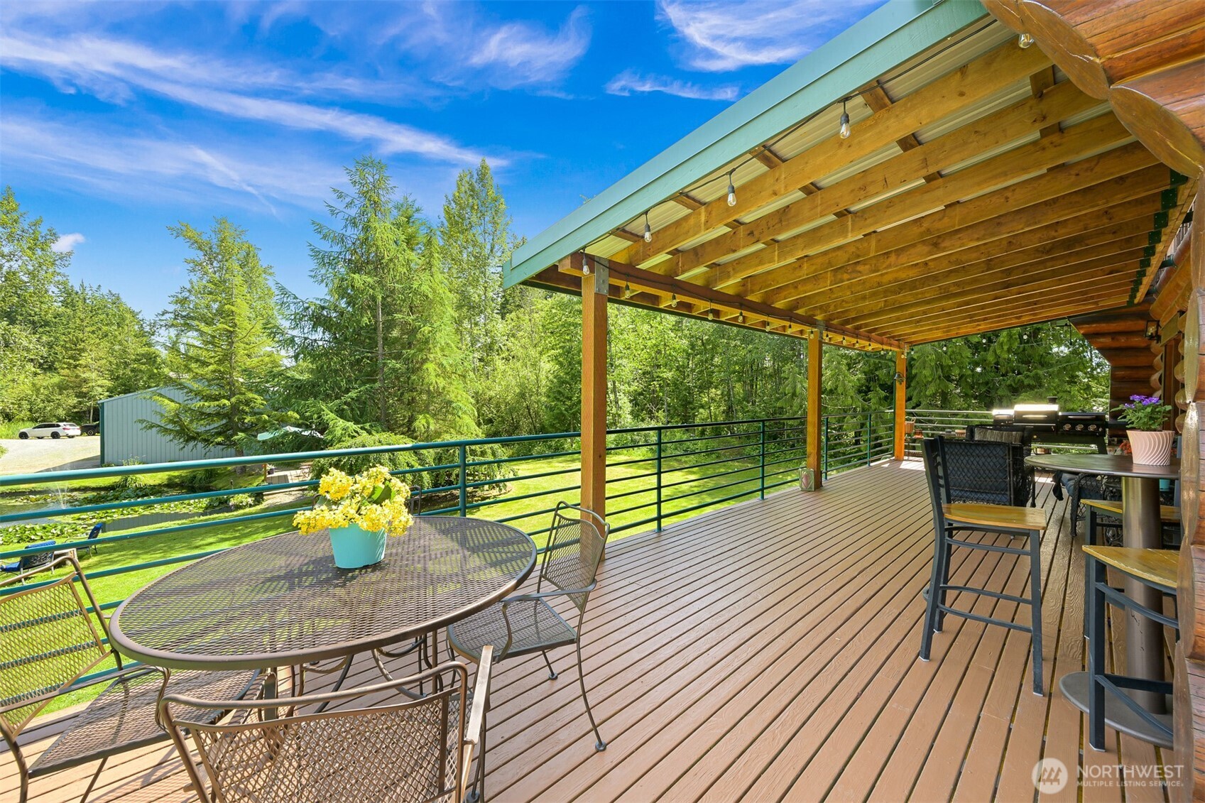 2046 E Smith Road Property Photo 7