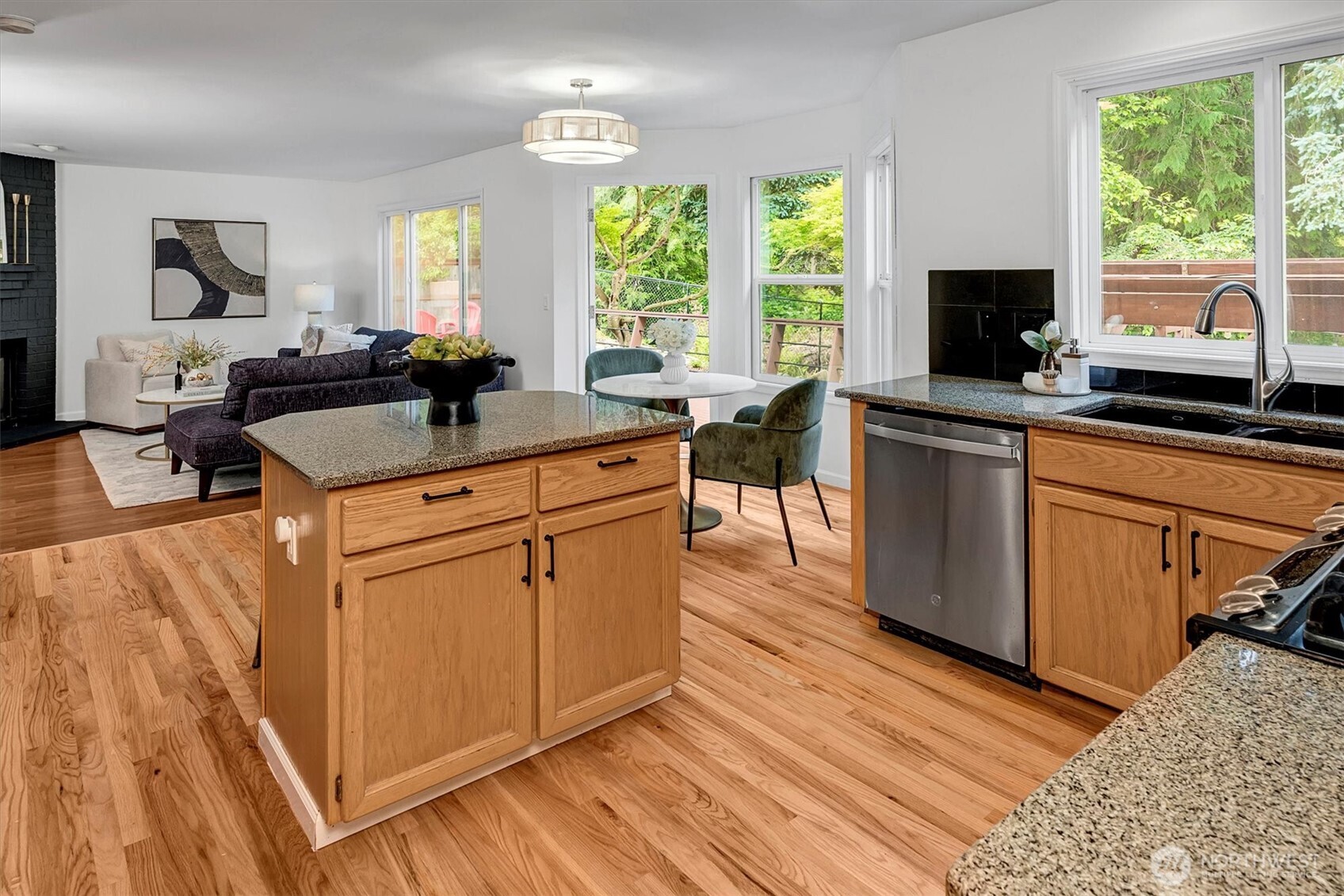 1125 Hemlock Avenue Property Photo 17