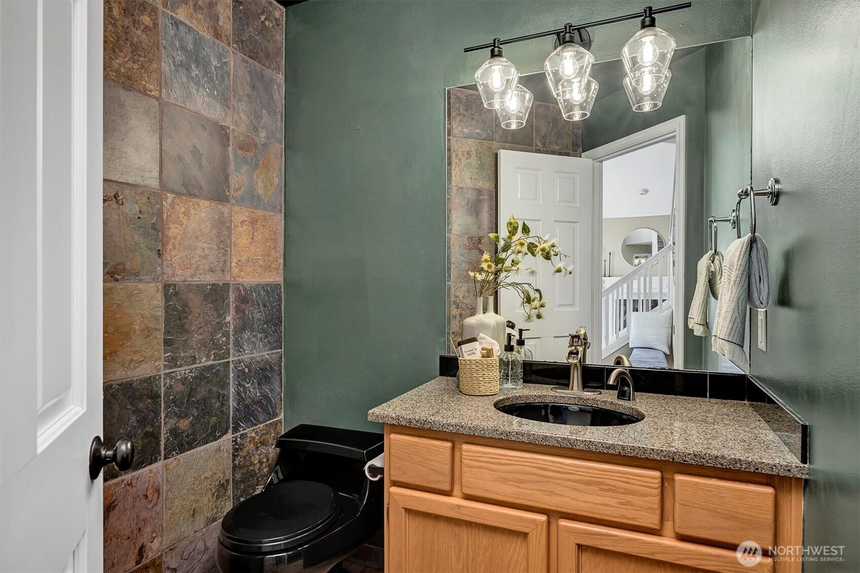 1125 Hemlock Avenue Property Photo 22