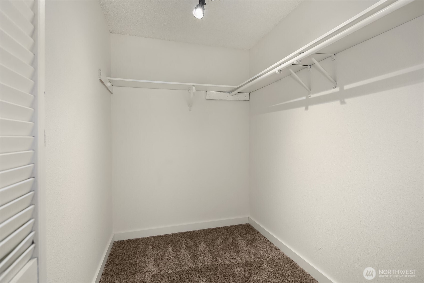 2411 S 248th Street D22 Property Photo 13