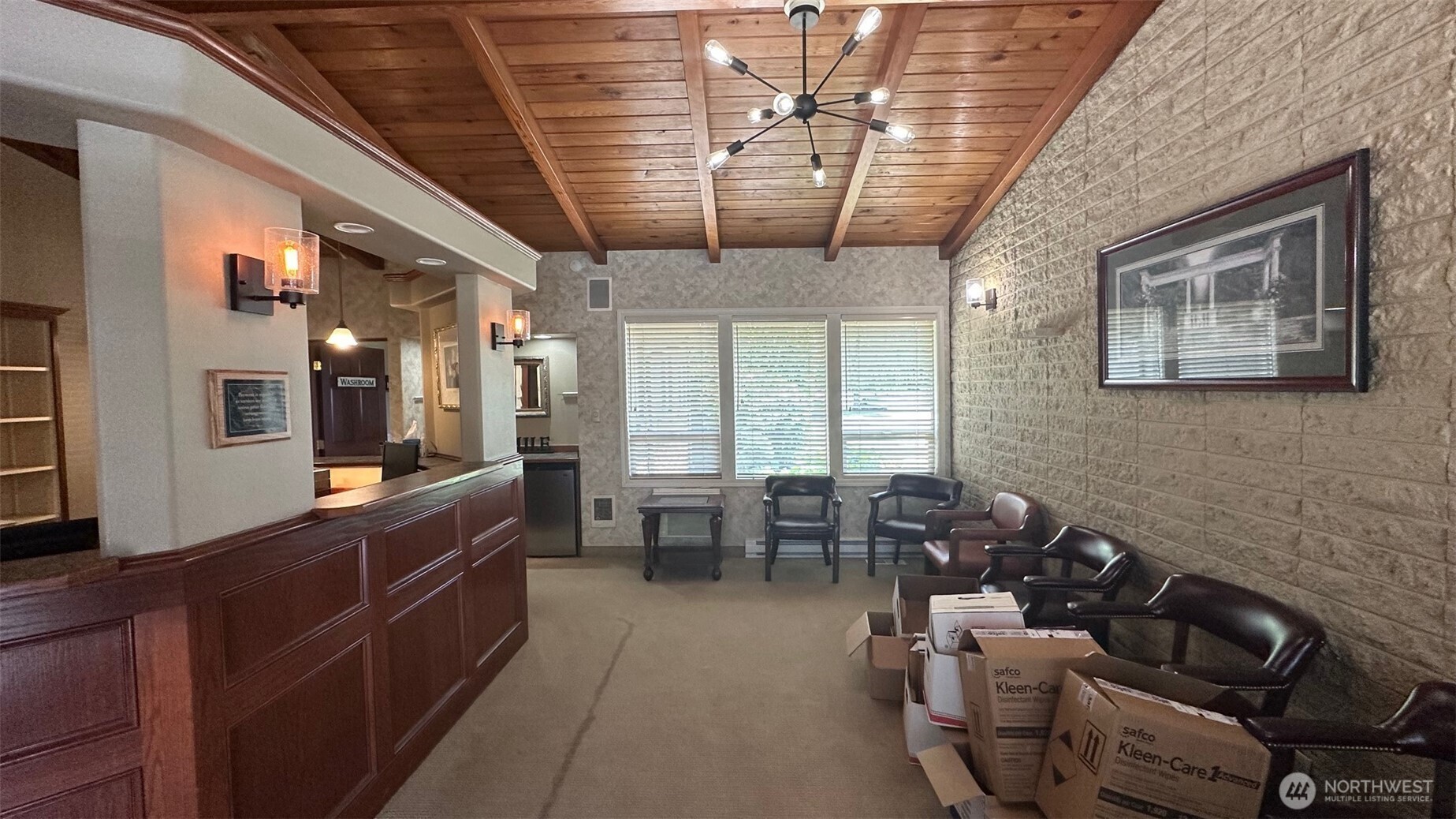 1006 Broadway Street Property Photo 5