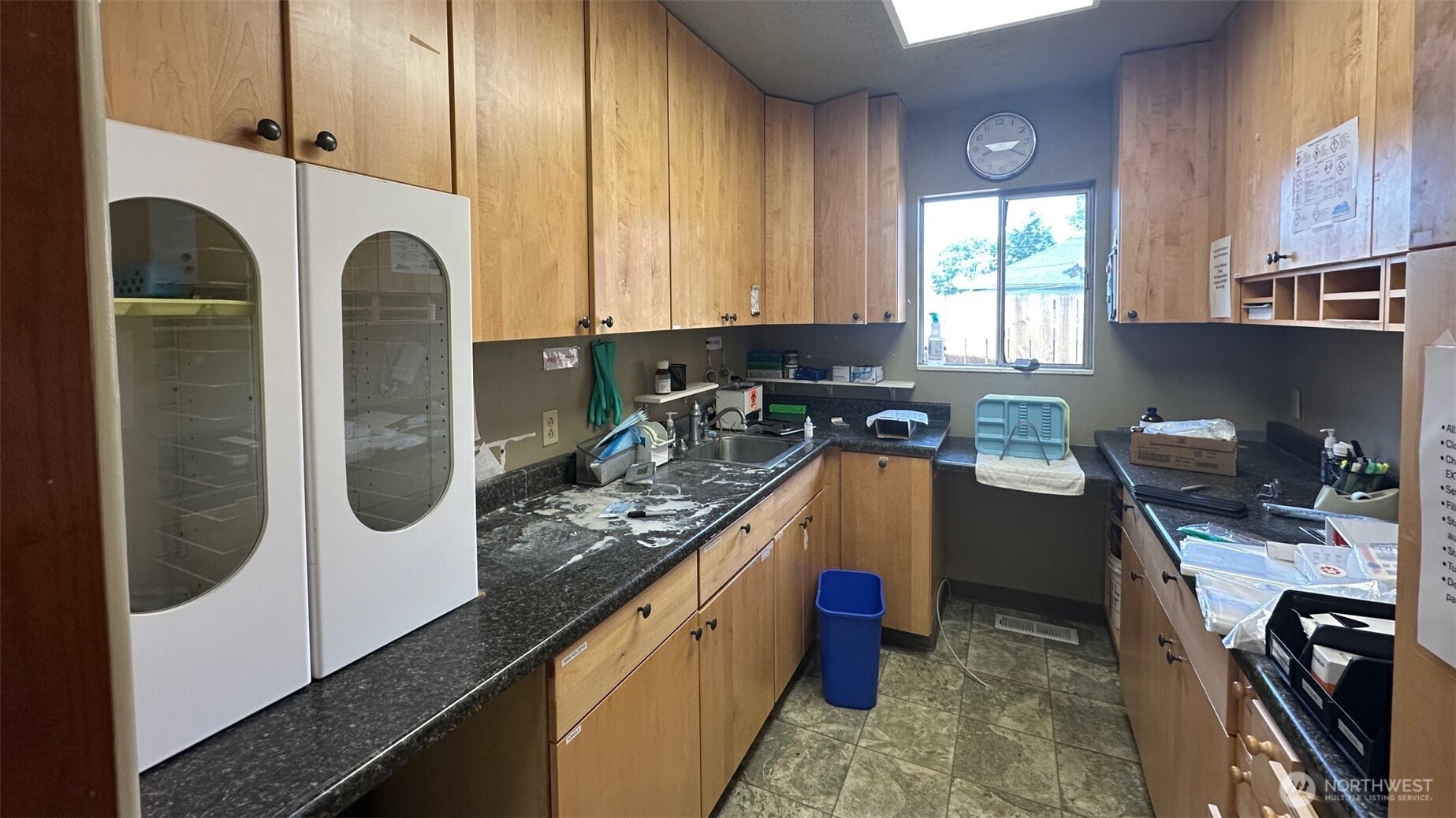 1006 Broadway Street Property Photo 12