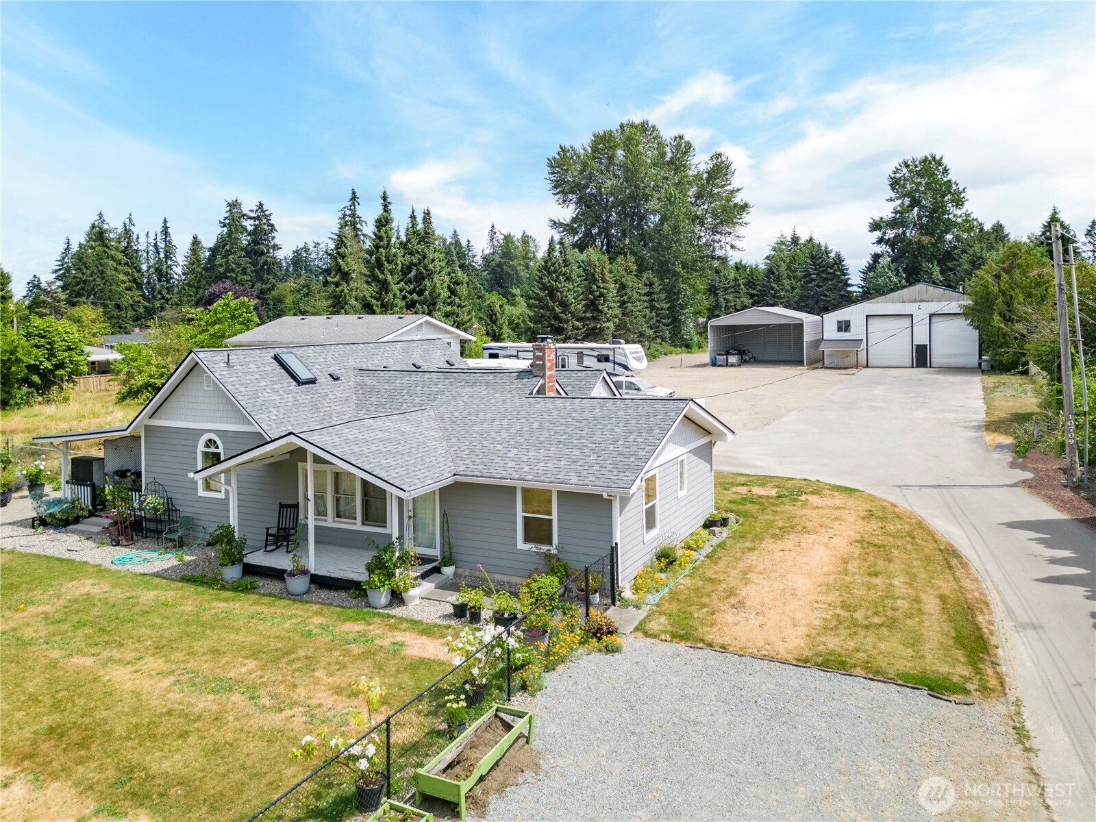 10709 Woodland Avenue Property Photo 1