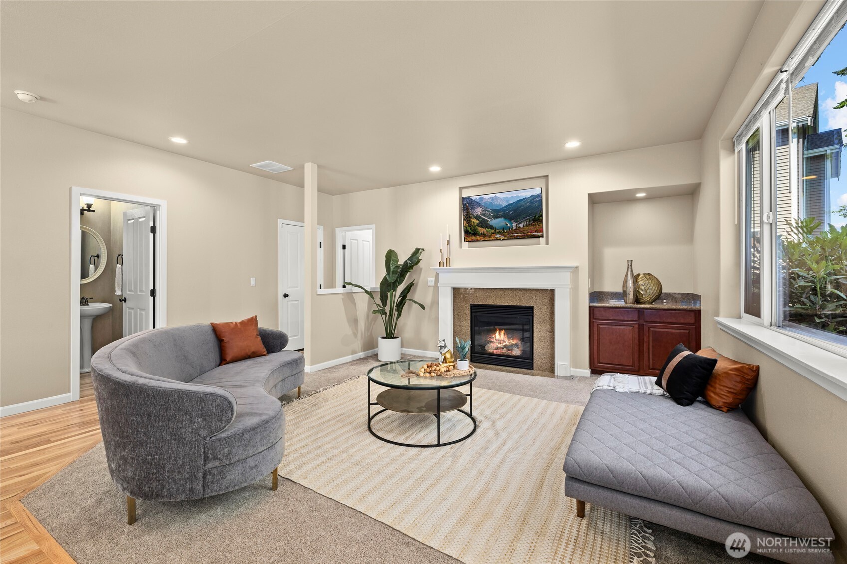 2519 Chateau Drive Property Photo 11