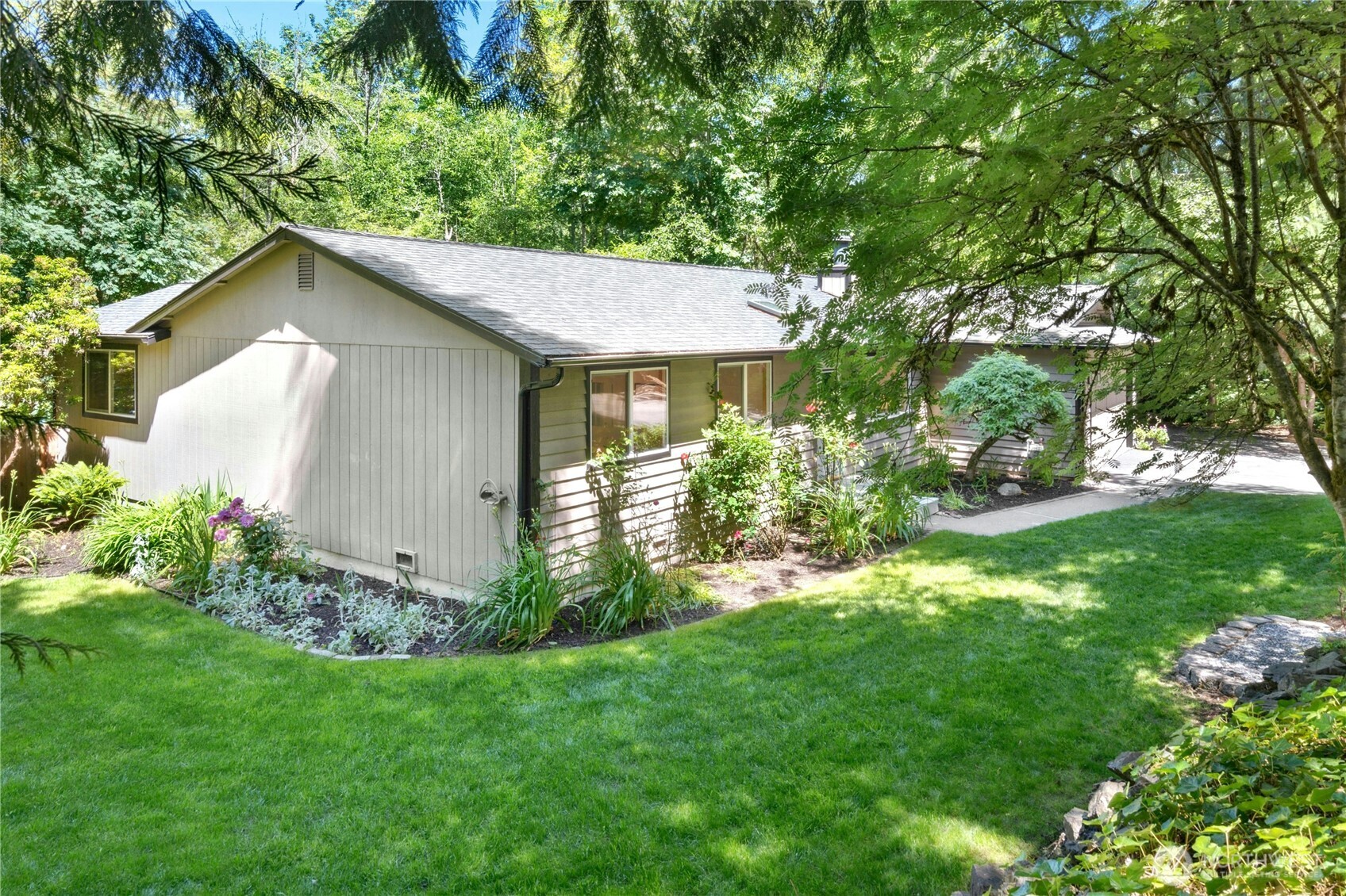 23023 38th Court Property Photo 1