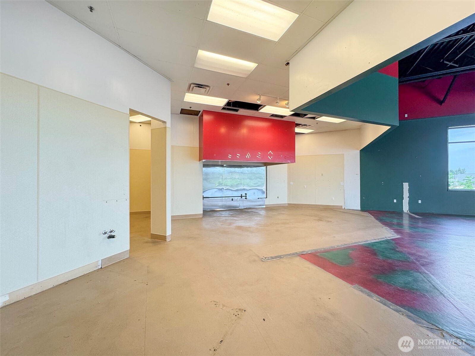1400 W Washington Street 101 Property Photo 12