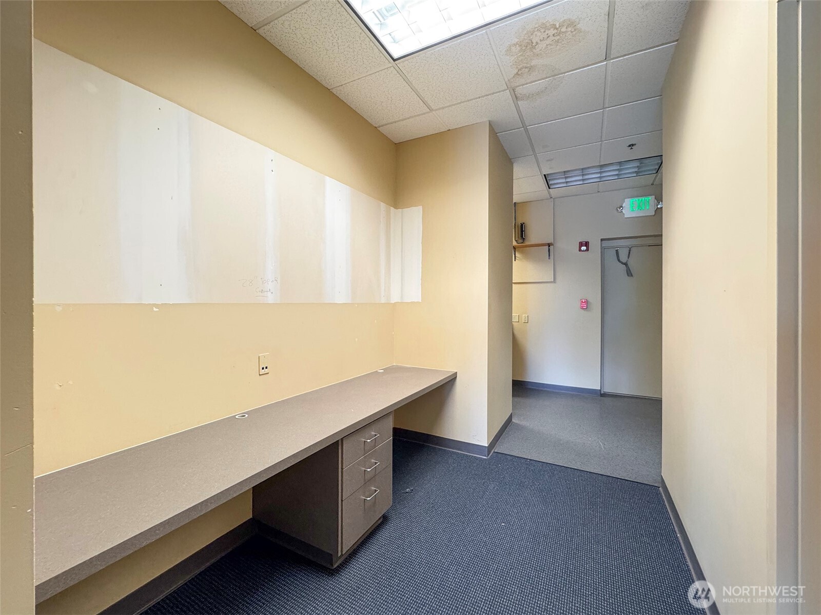 1400 W Washington Street 102 Property Photo 24