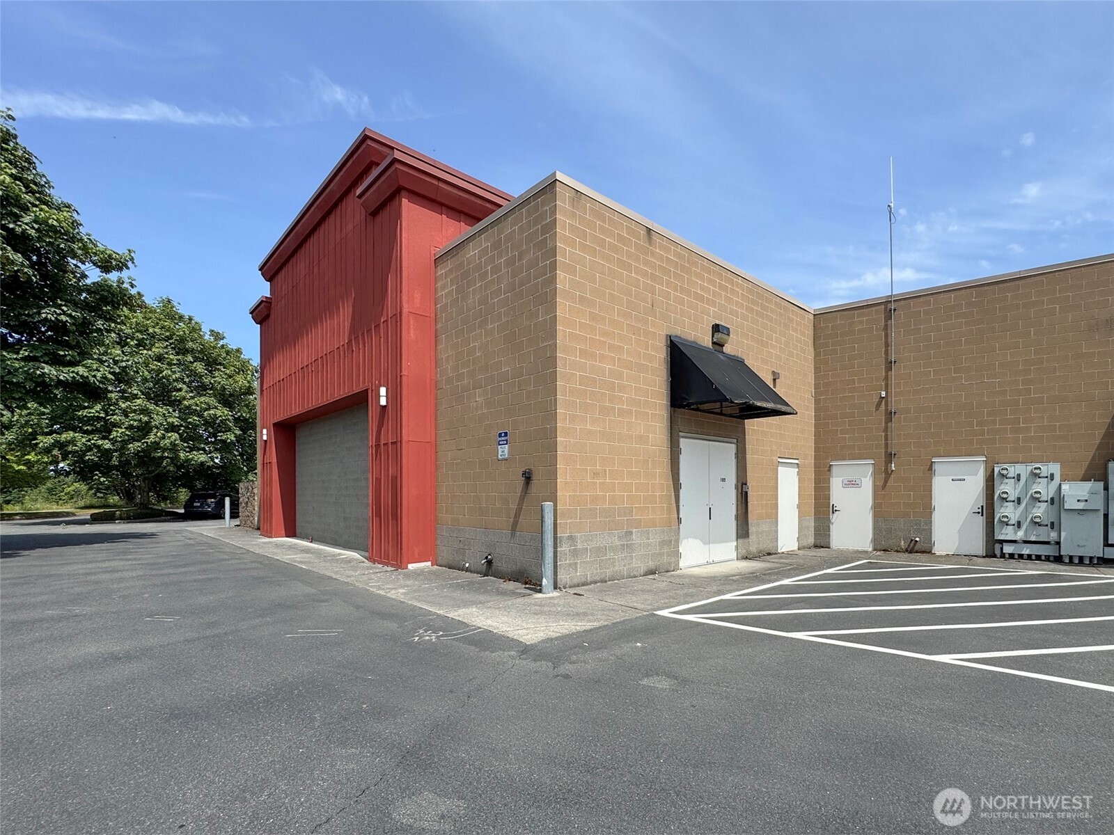 1400 W Washington Street 105 Property Photo 29