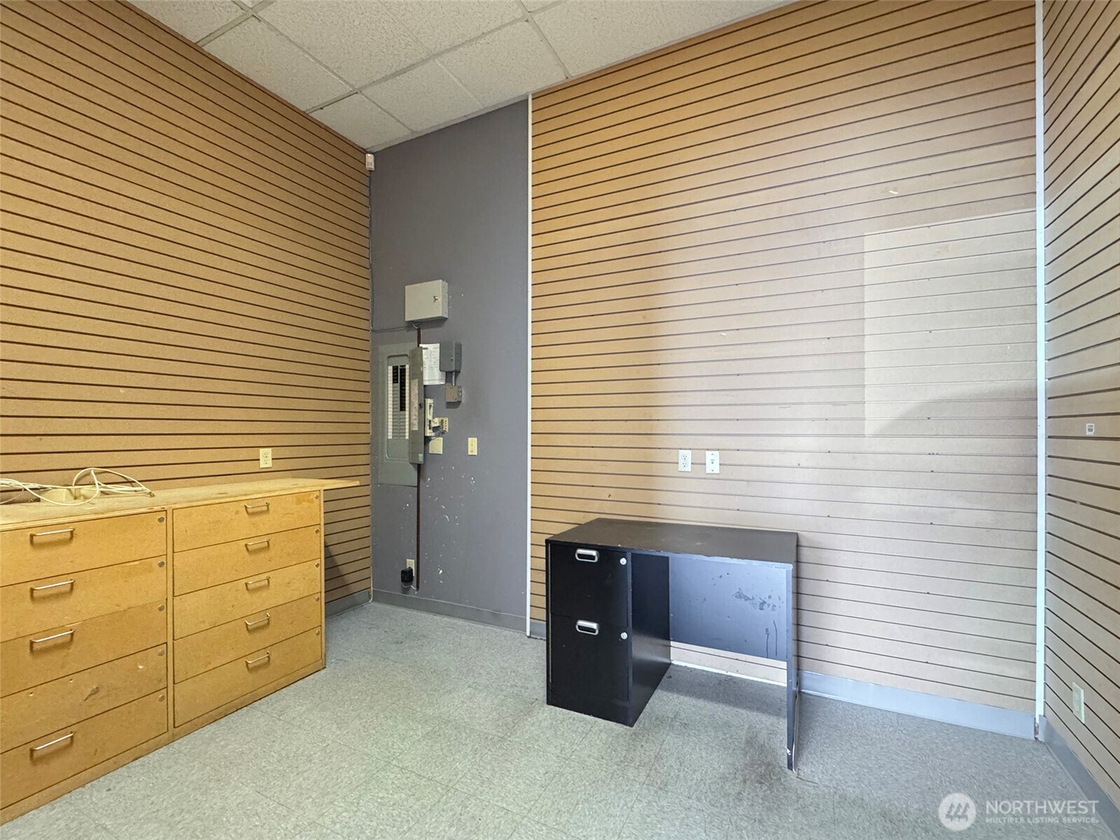1400 W Washington Street 107 Property Photo 12
