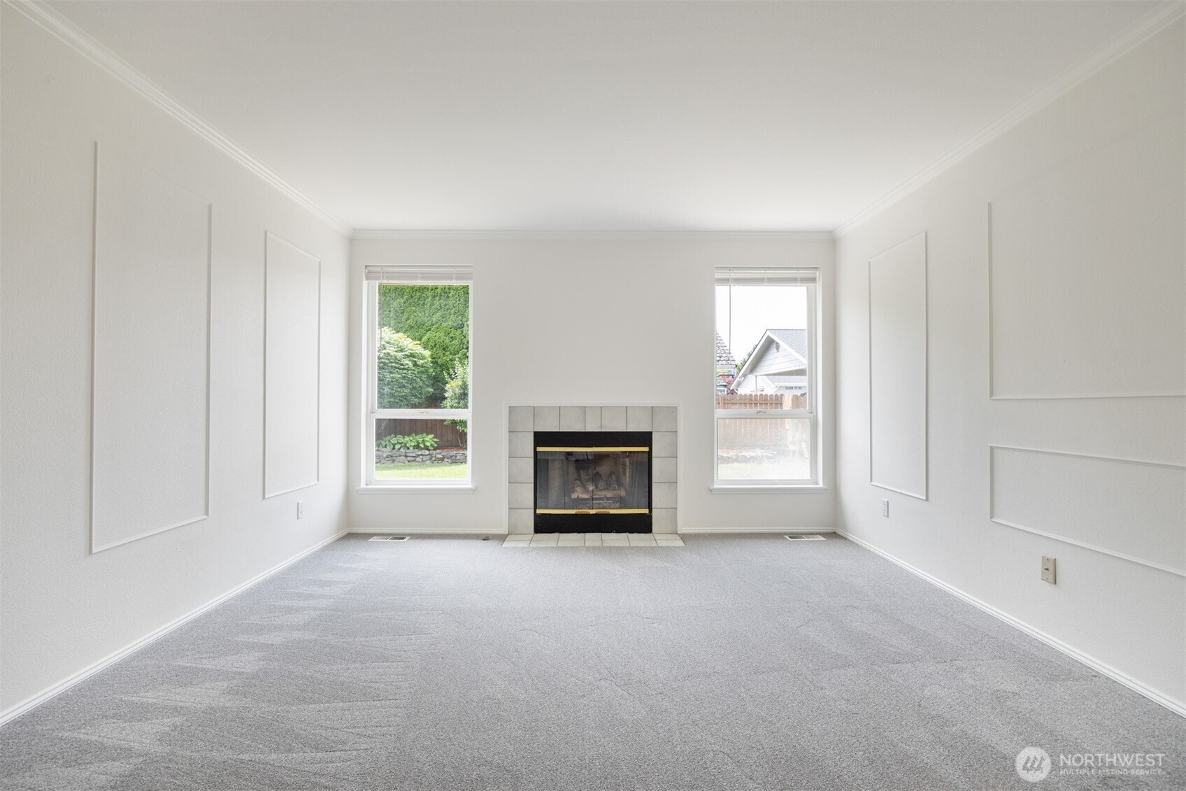 805 Cultus Mountain Drive Property Photo 4