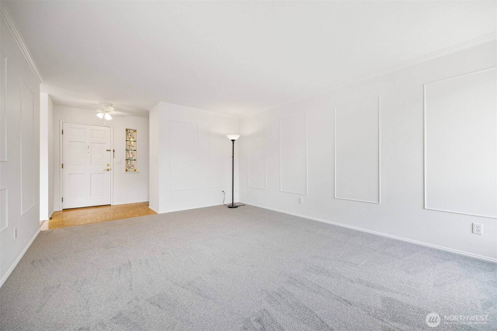 805 Cultus Mountain Drive Property Photo 6
