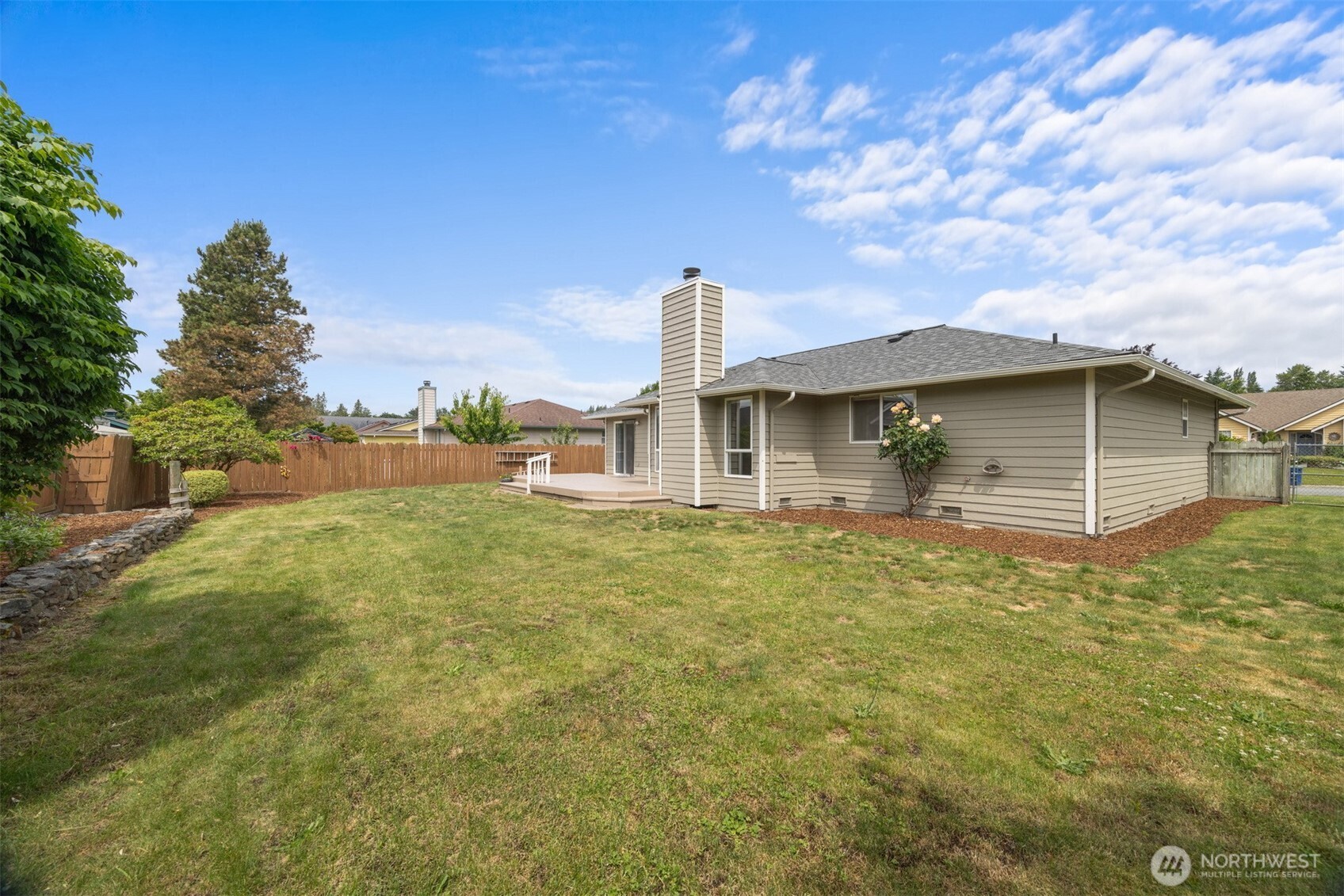 805 Cultus Mountain Drive Property Photo 27