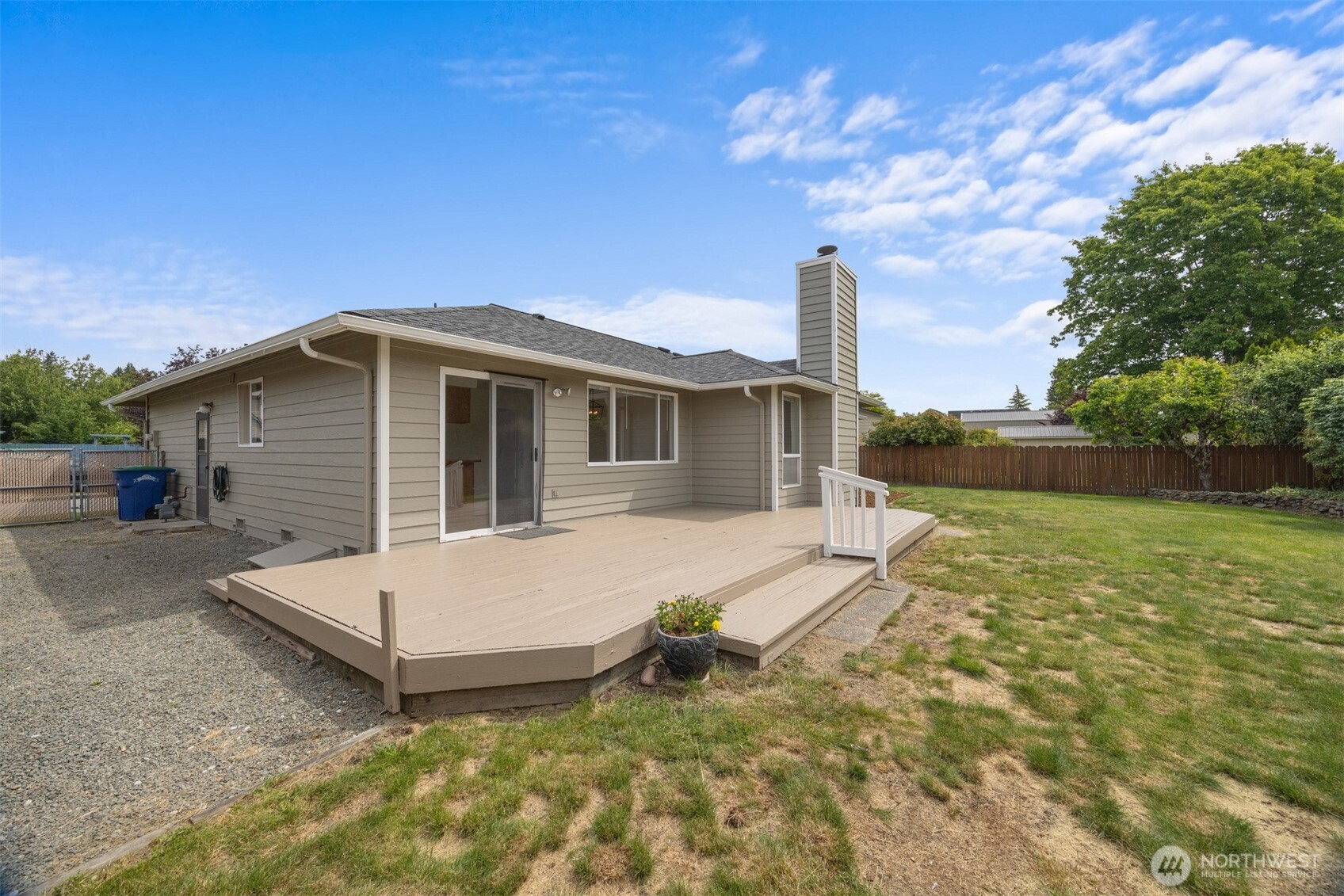 805 Cultus Mountain Drive Property Photo 30