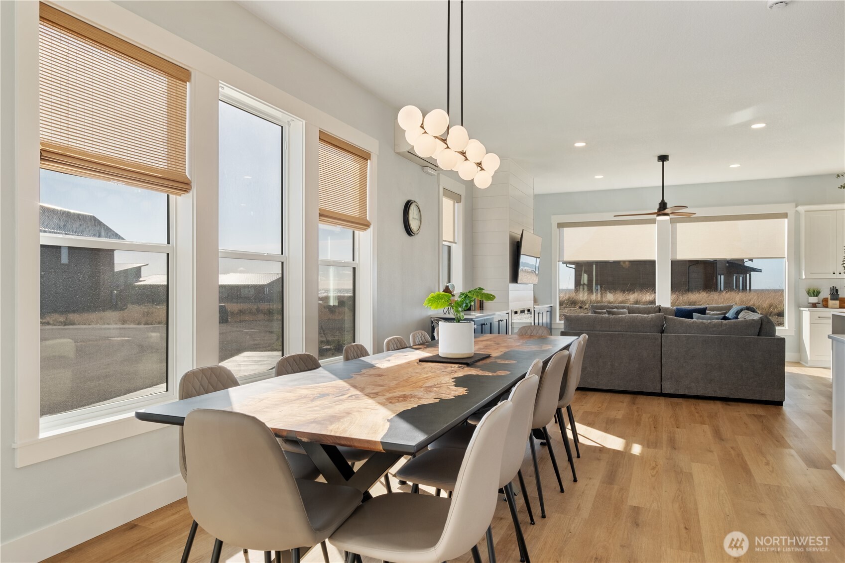 1288 Cohasset Crest Property Photo 11