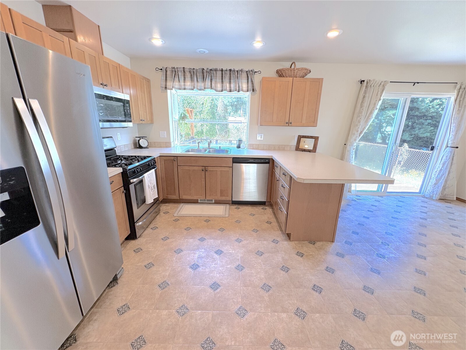 5223 Yearley Drive Property Photo 14