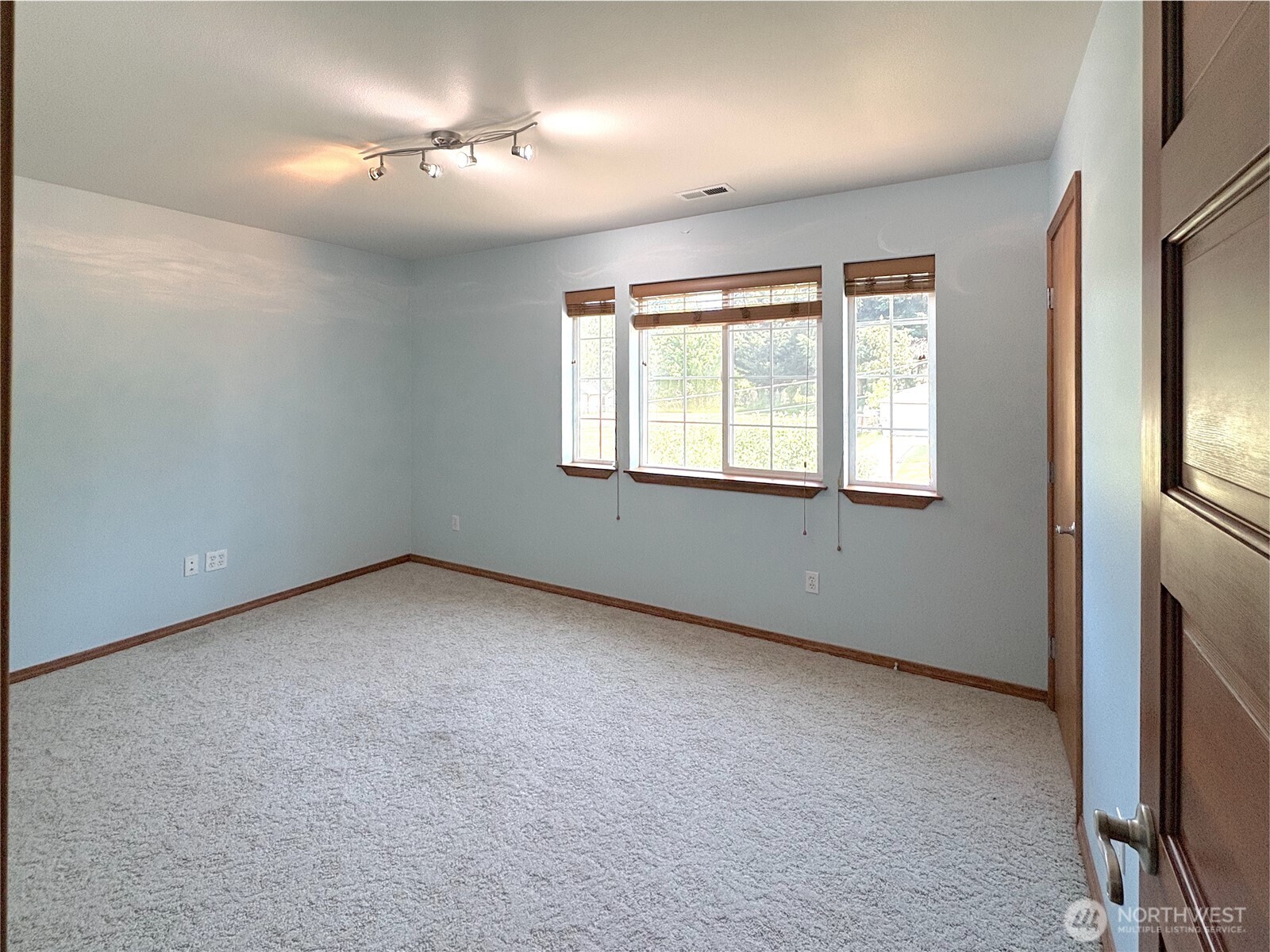5223 Yearley Drive Property Photo 23