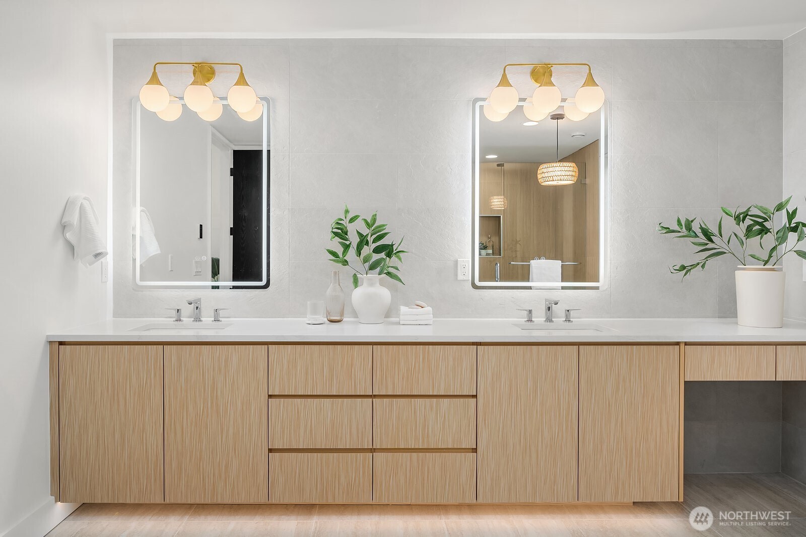 3983 162nd Place Property Photo 19