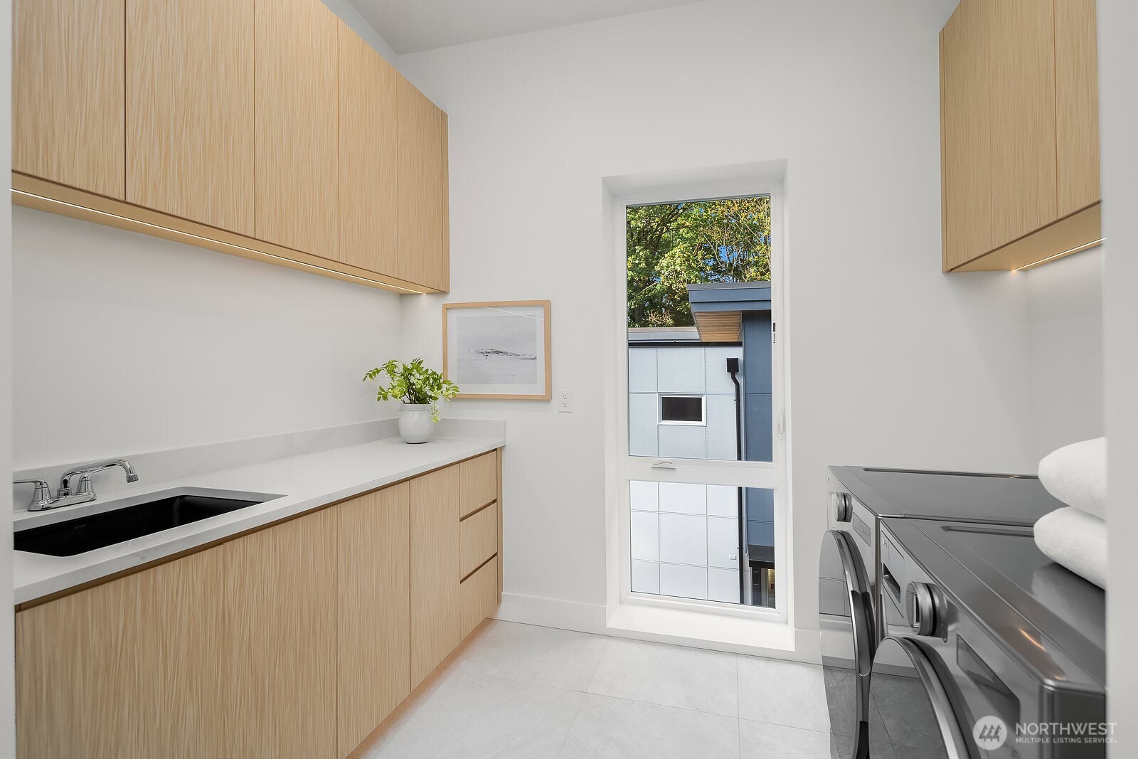 3983 162nd Place Property Photo 35