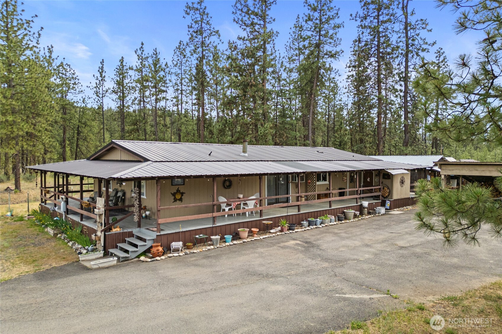 45019 Cougi Drive Property Photo 1