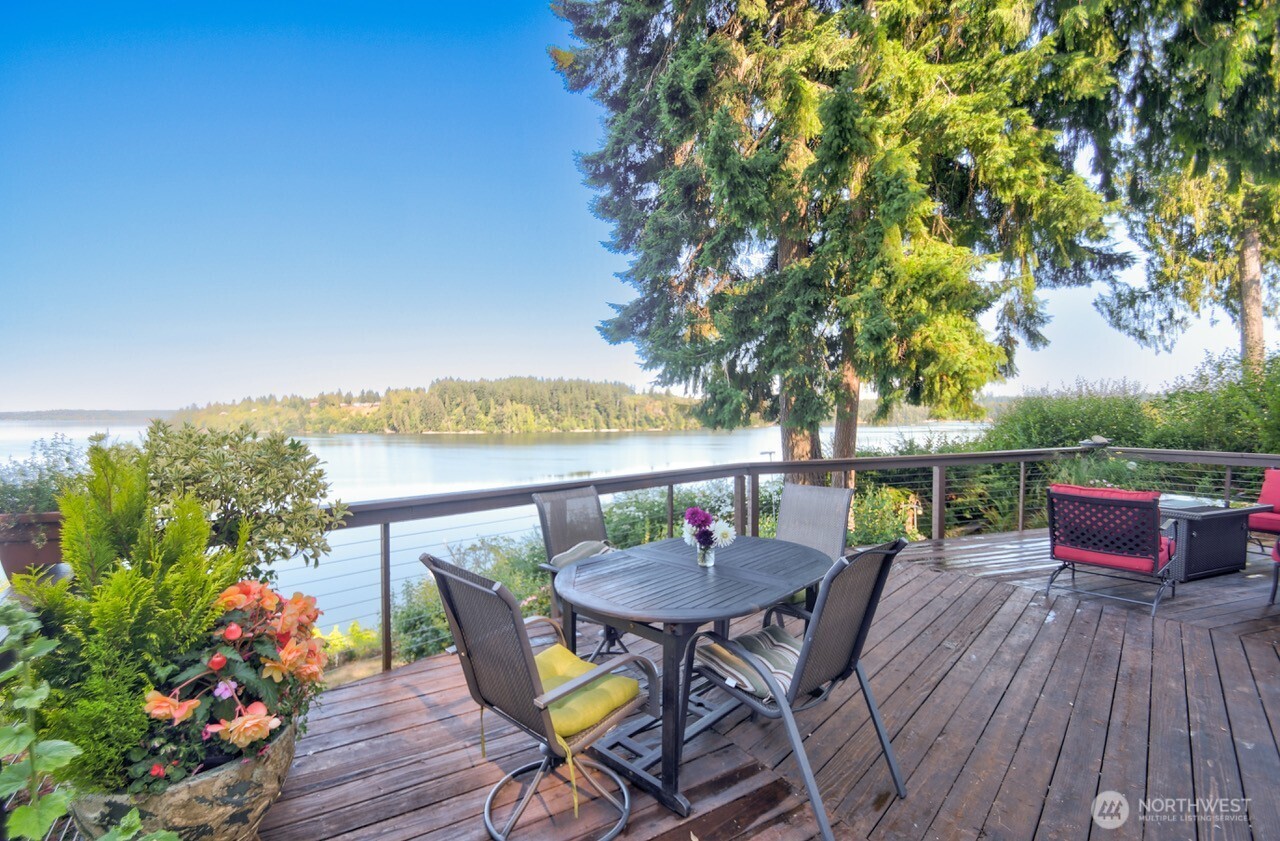 551 Se Kamilche Shores Road Property Photo 3