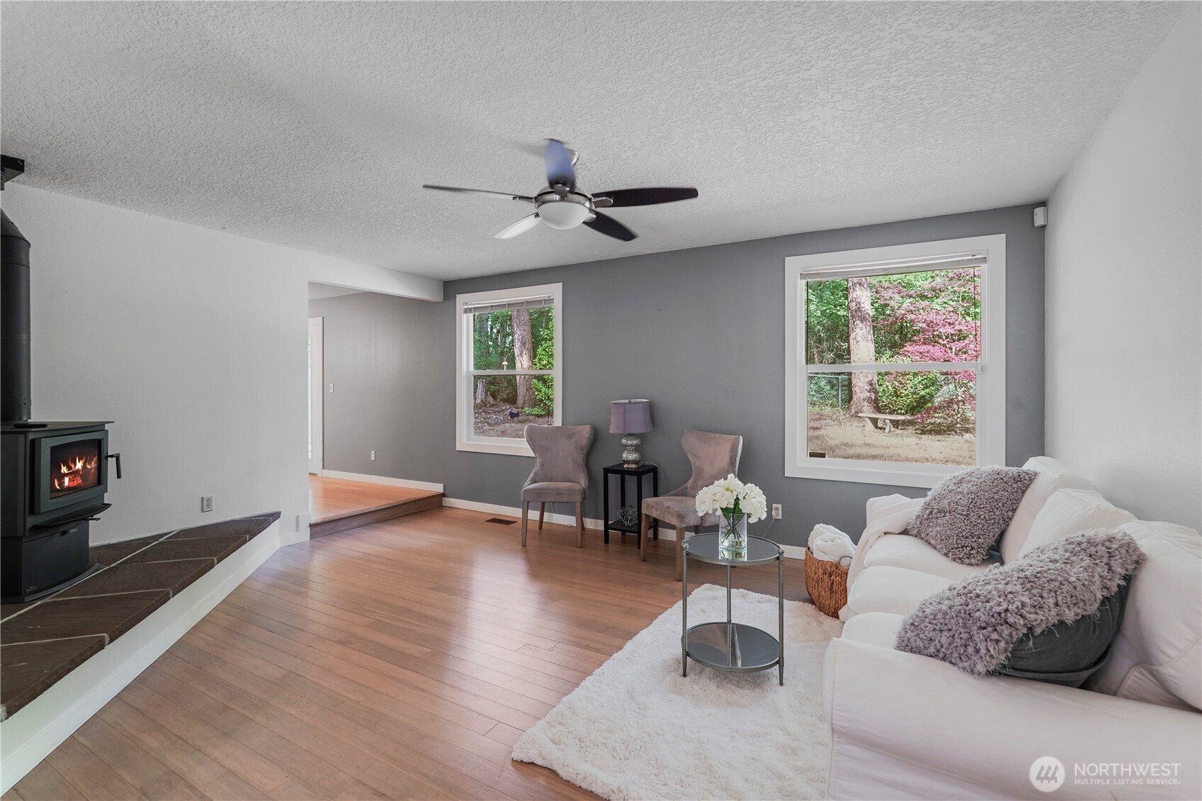 13719 Pinehurst Lane Property Photo 4