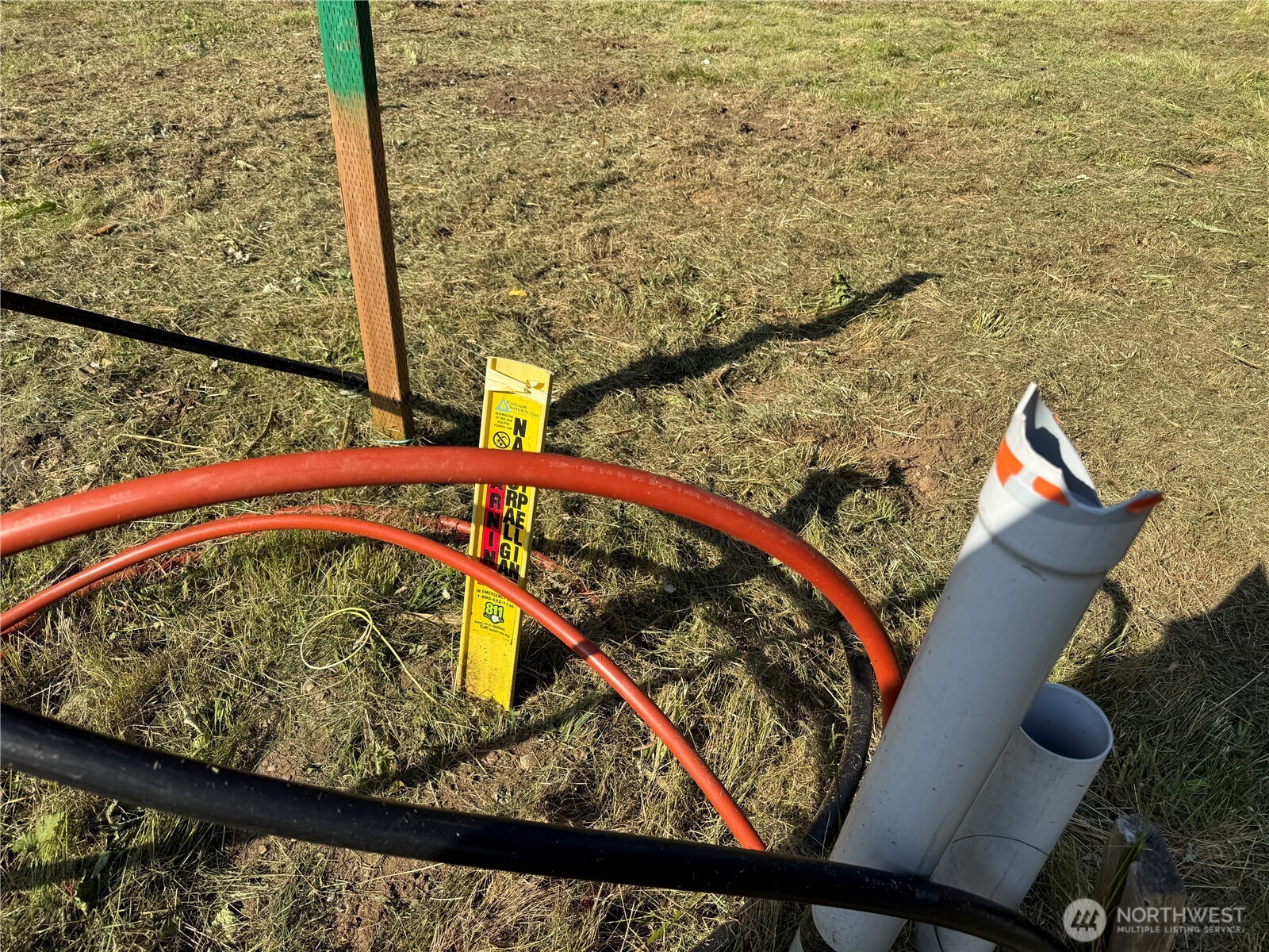 607 E Illinois Street Property Photo 7