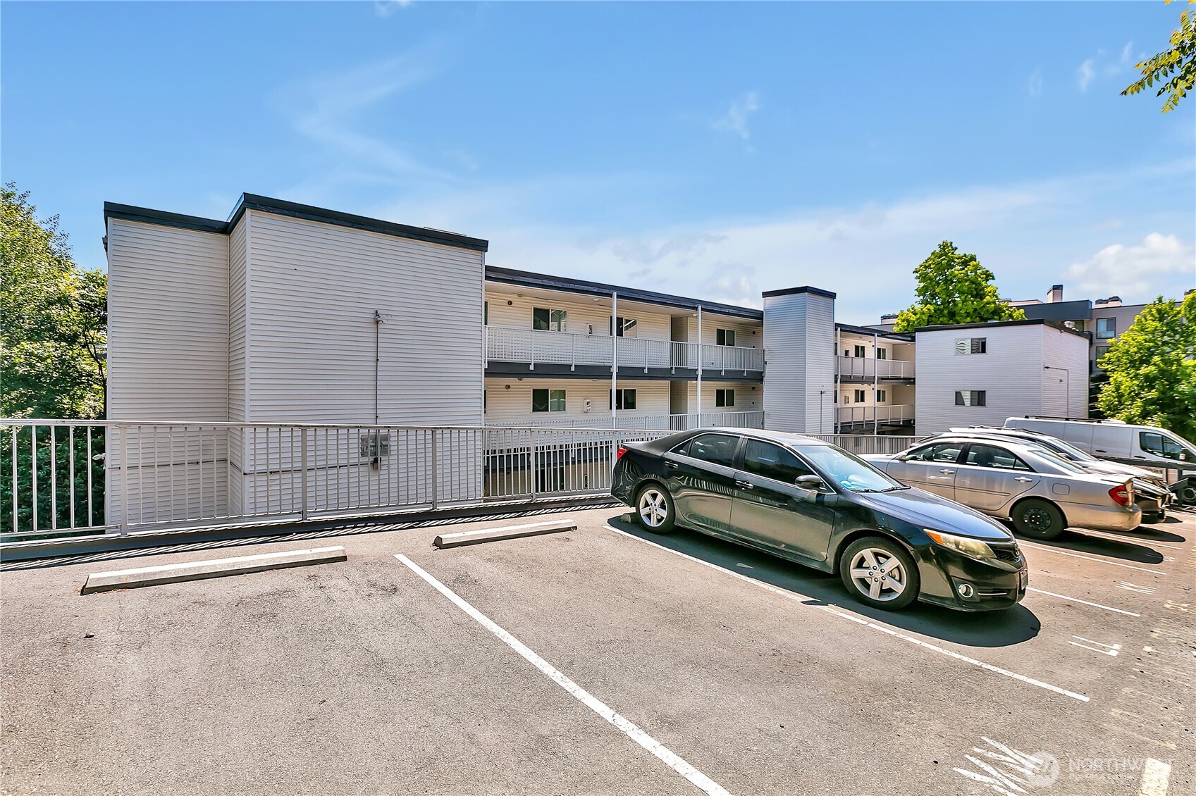762 Hayes Street 17 Property Photo 15
