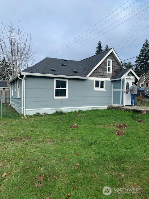 9928 Yakima Avenue Property Photo 1