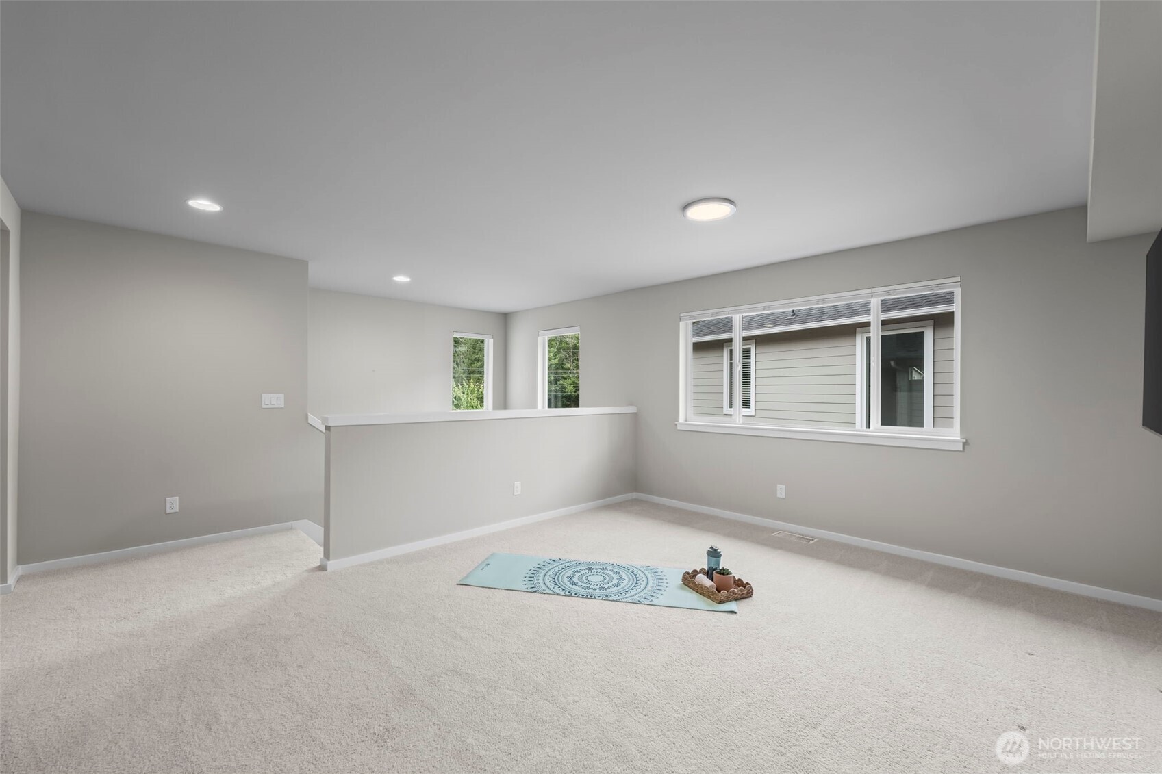 4828 Amherst Way Property Photo 19