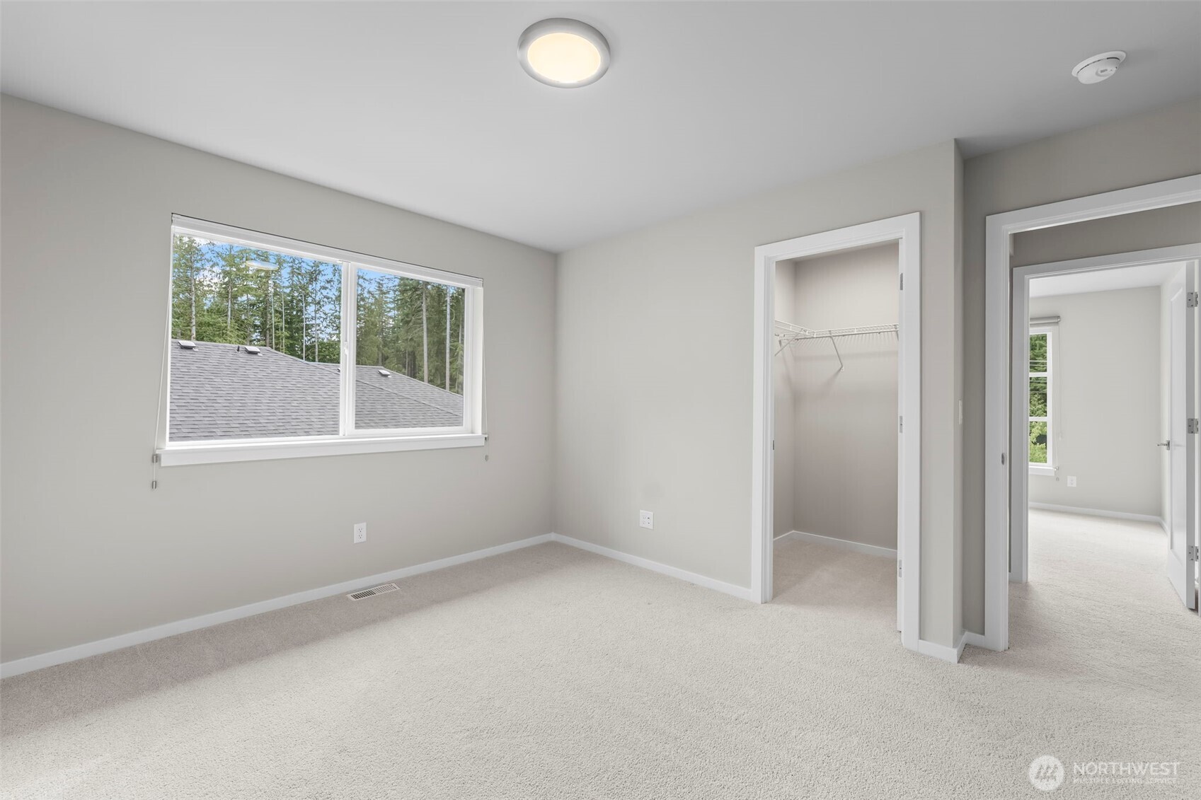 4828 Amherst Way Property Photo 28