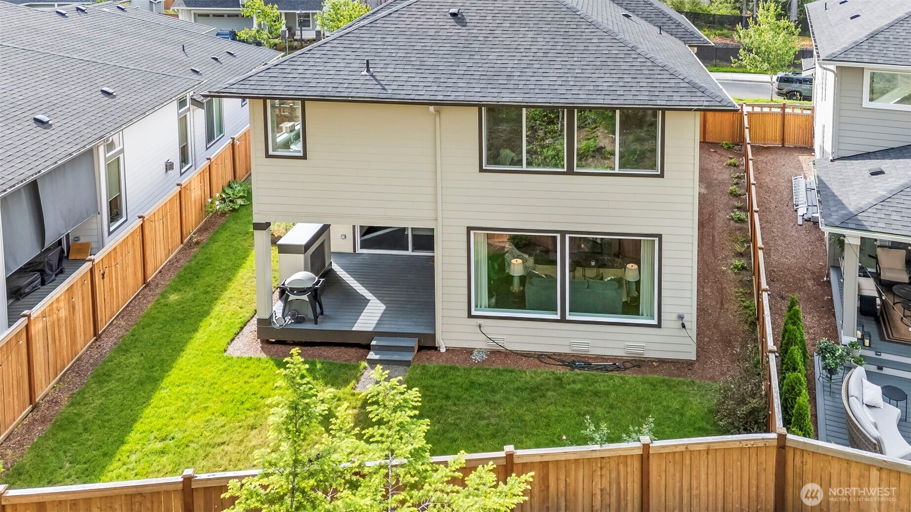 4828 Amherst Way Property Photo 35